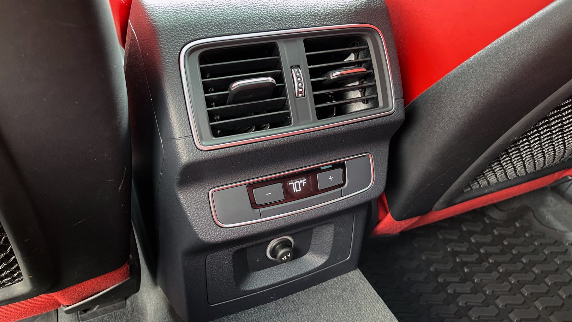 Used 2018 Audi SQ5 PREMIUM PLUS / S-SPORT / NAV / B&O SND / SUNROOF / REARVIEW for sale Sold at Formula Imports in Charlotte NC 28227 59