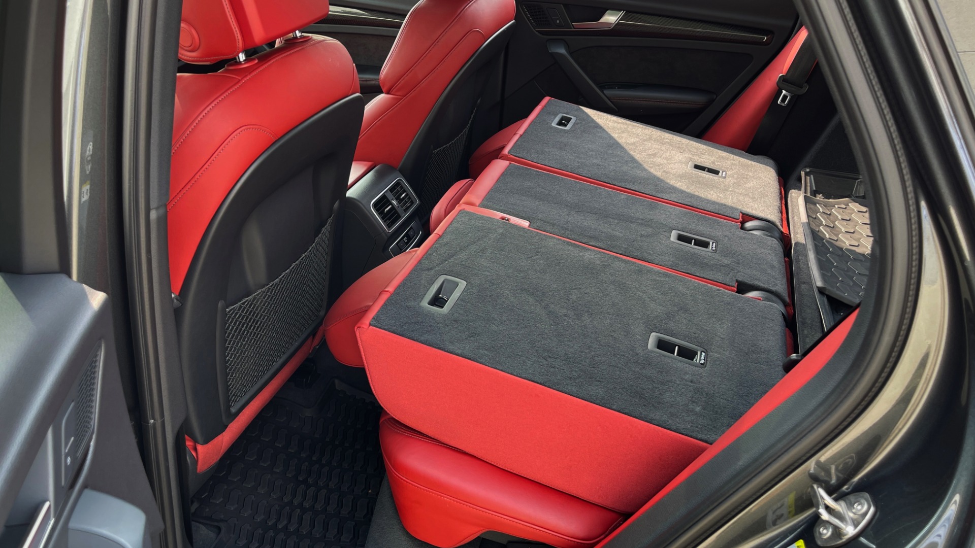 Used 2018 Audi SQ5 PREMIUM PLUS / S-SPORT / NAV / B&O SND / SUNROOF / REARVIEW for sale Sold at Formula Imports in Charlotte NC 28227 71