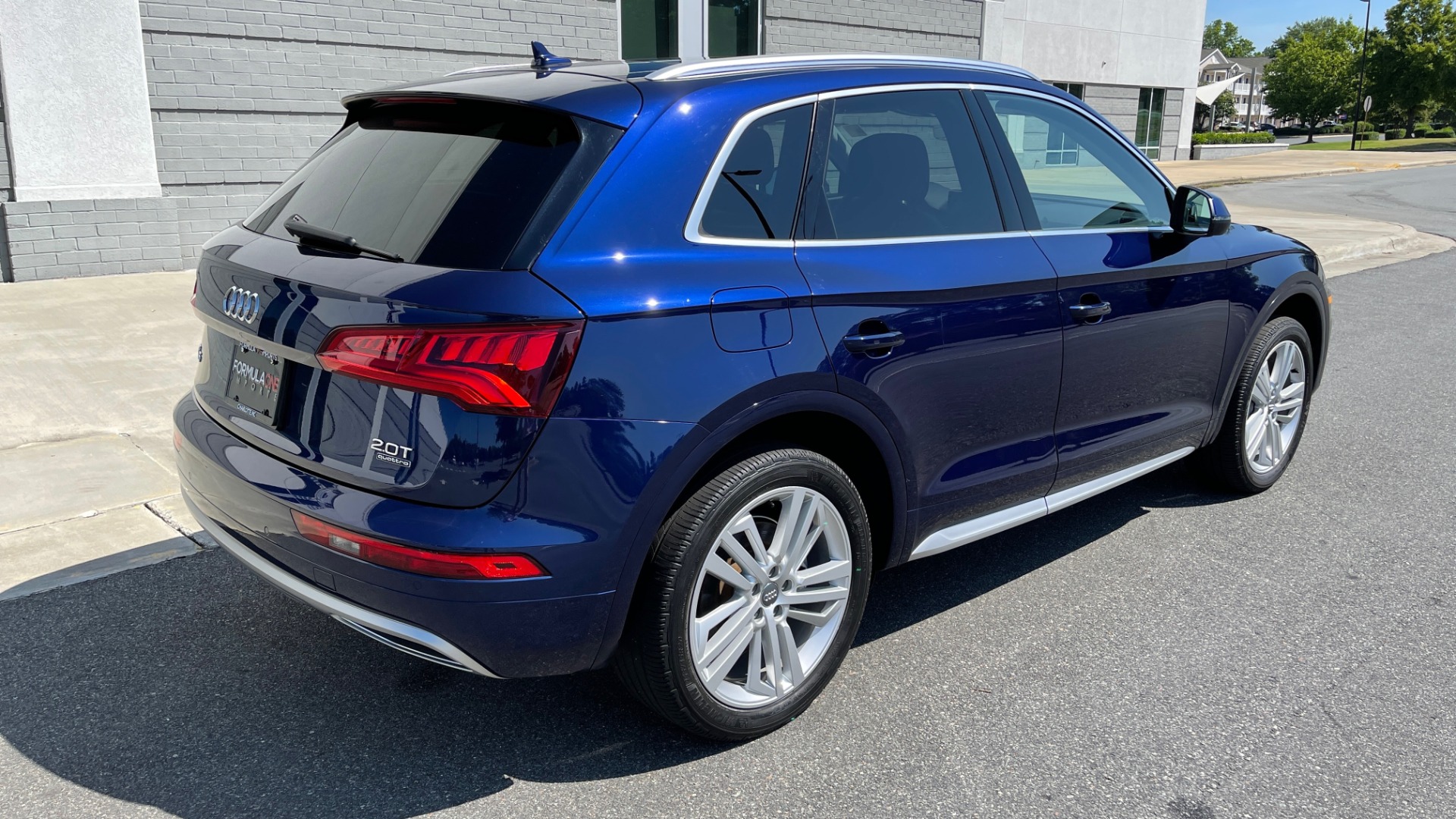 Used 2018 Audi Q5 PREMIUM PLUS / NAV / PANO-ROOF / PARK SYSTEM / REARVIEW for sale Sold at Formula Imports in Charlotte NC 28227 2