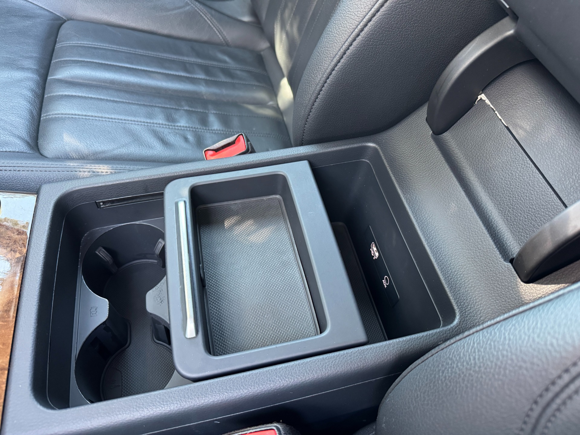 Used 2018 Audi Q5 PREMIUM PLUS / NAV / PANO-ROOF / PARK SYSTEM / REARVIEW for sale Sold at Formula Imports in Charlotte NC 28227 32