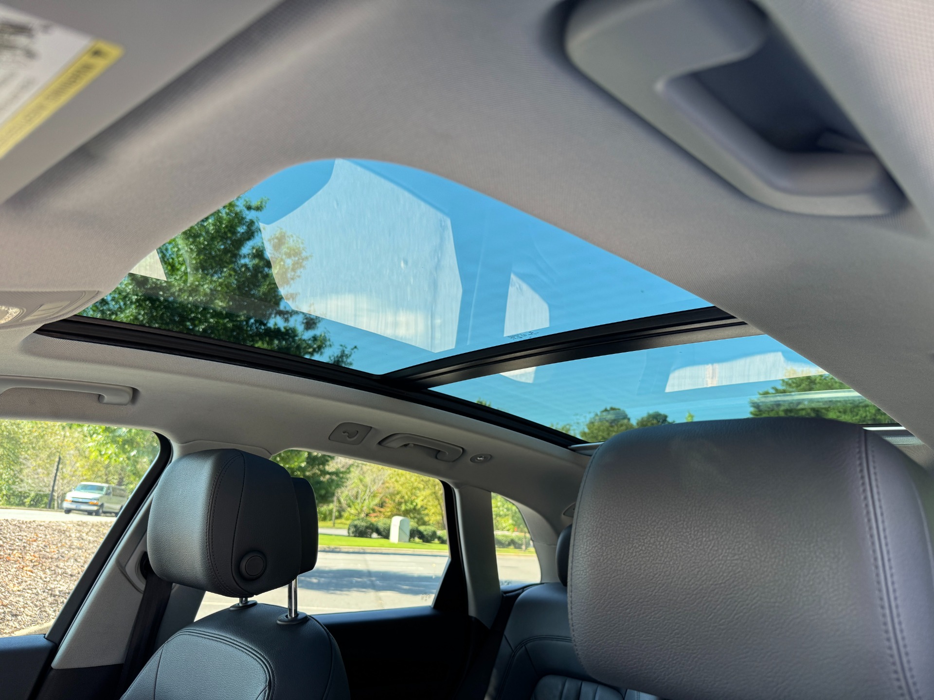 Used 2018 Audi Q5 PREMIUM PLUS / NAV / PANO-ROOF / PARK SYSTEM / REARVIEW for sale Sold at Formula Imports in Charlotte NC 28227 33