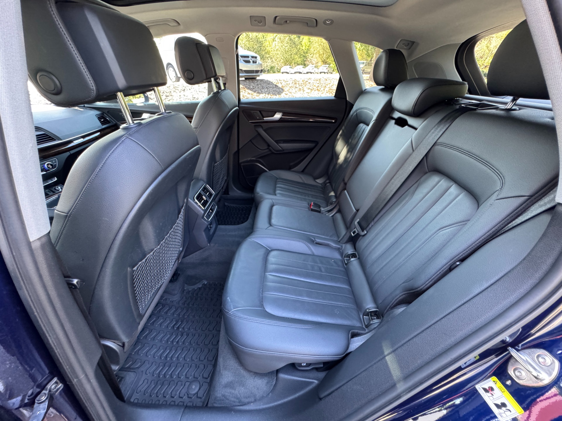 Used 2018 Audi Q5 PREMIUM PLUS / NAV / PANO-ROOF / PARK SYSTEM / REARVIEW for sale Sold at Formula Imports in Charlotte NC 28227 35