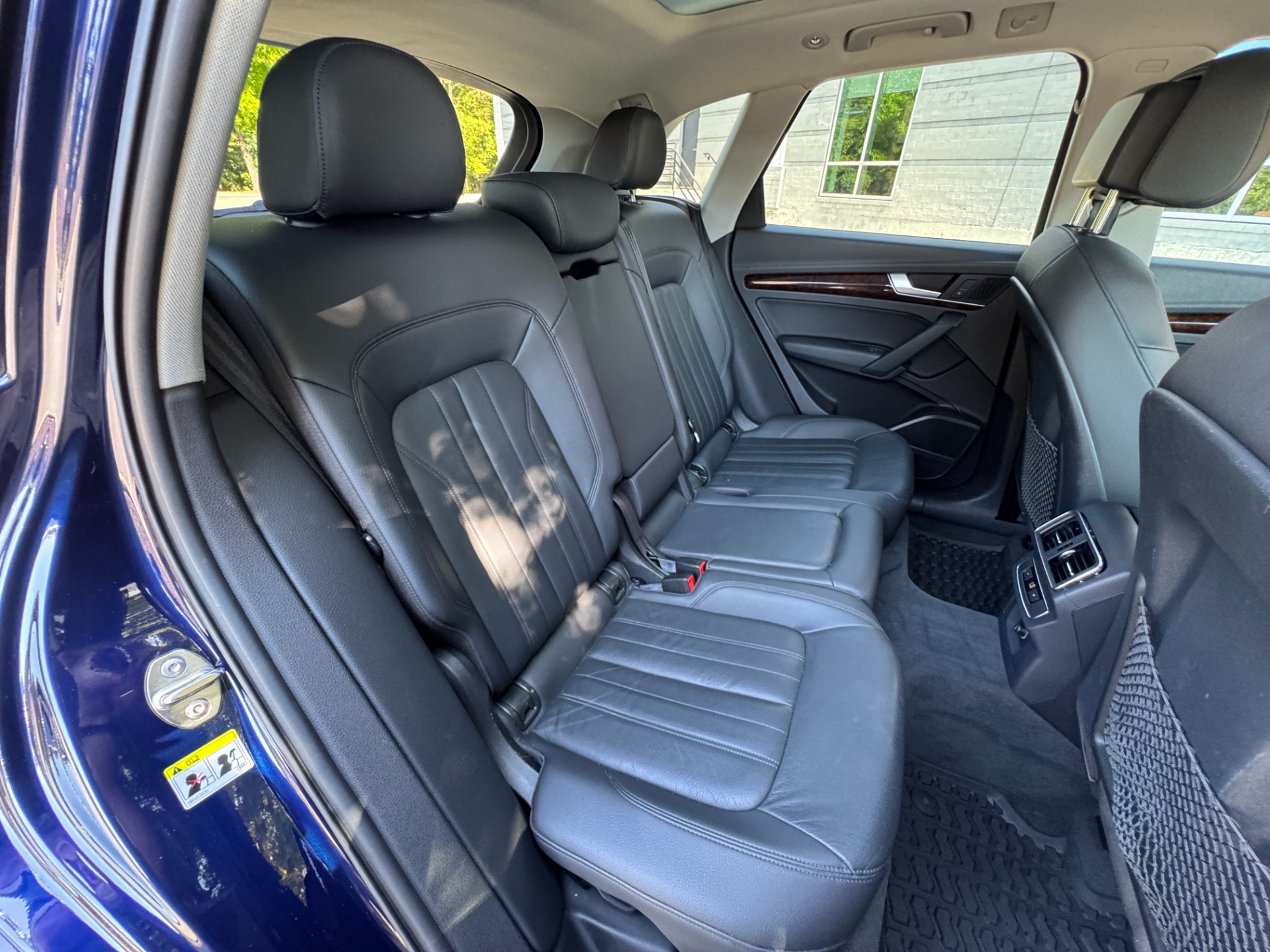Used 2018 Audi Q5 PREMIUM PLUS / NAV / PANO-ROOF / PARK SYSTEM / REARVIEW for sale Sold at Formula Imports in Charlotte NC 28227 48