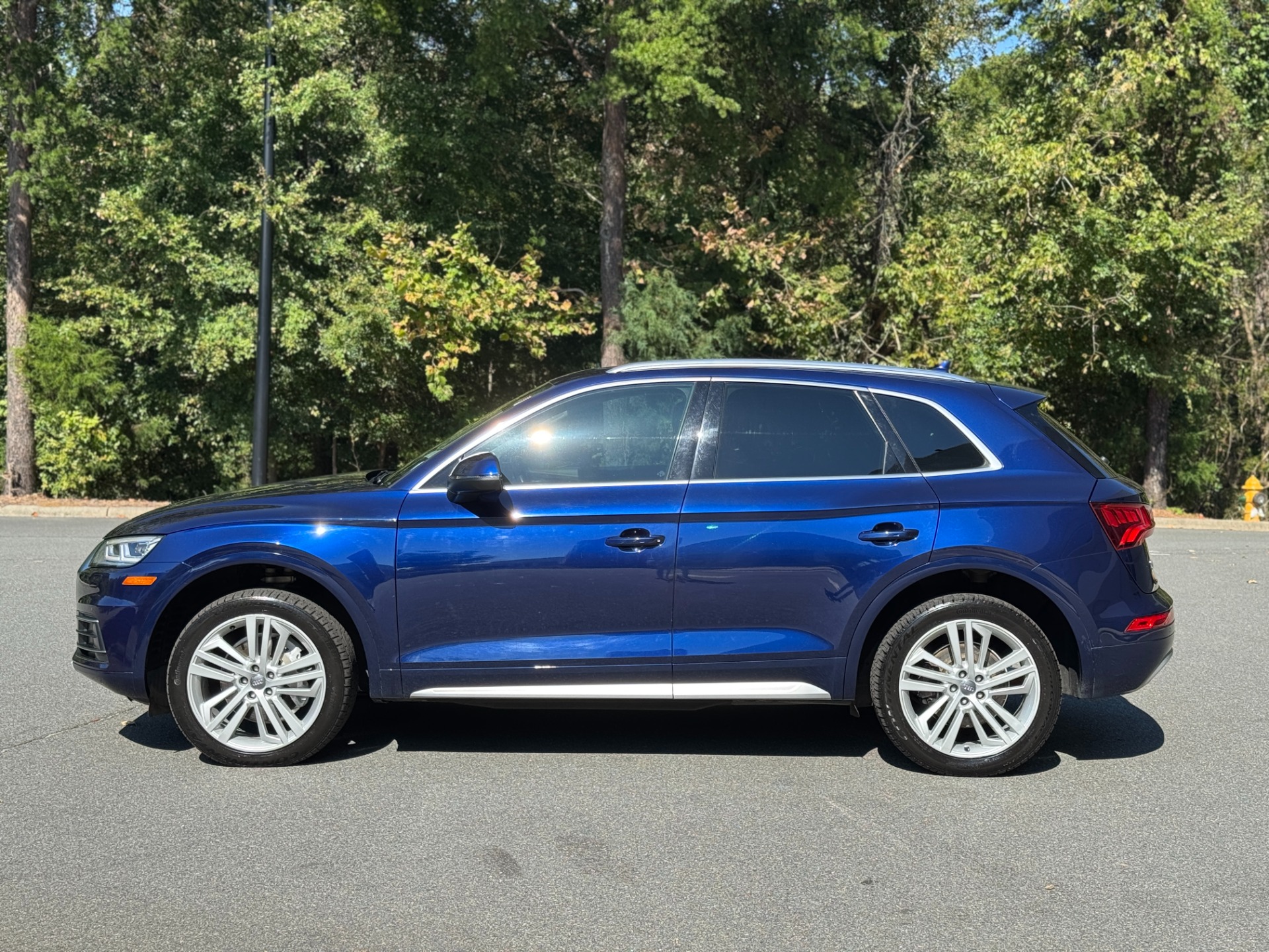 Used 2018 Audi Q5 PREMIUM PLUS / NAV / PANO-ROOF / PARK SYSTEM / REARVIEW for sale Sold at Formula Imports in Charlotte NC 28227 6