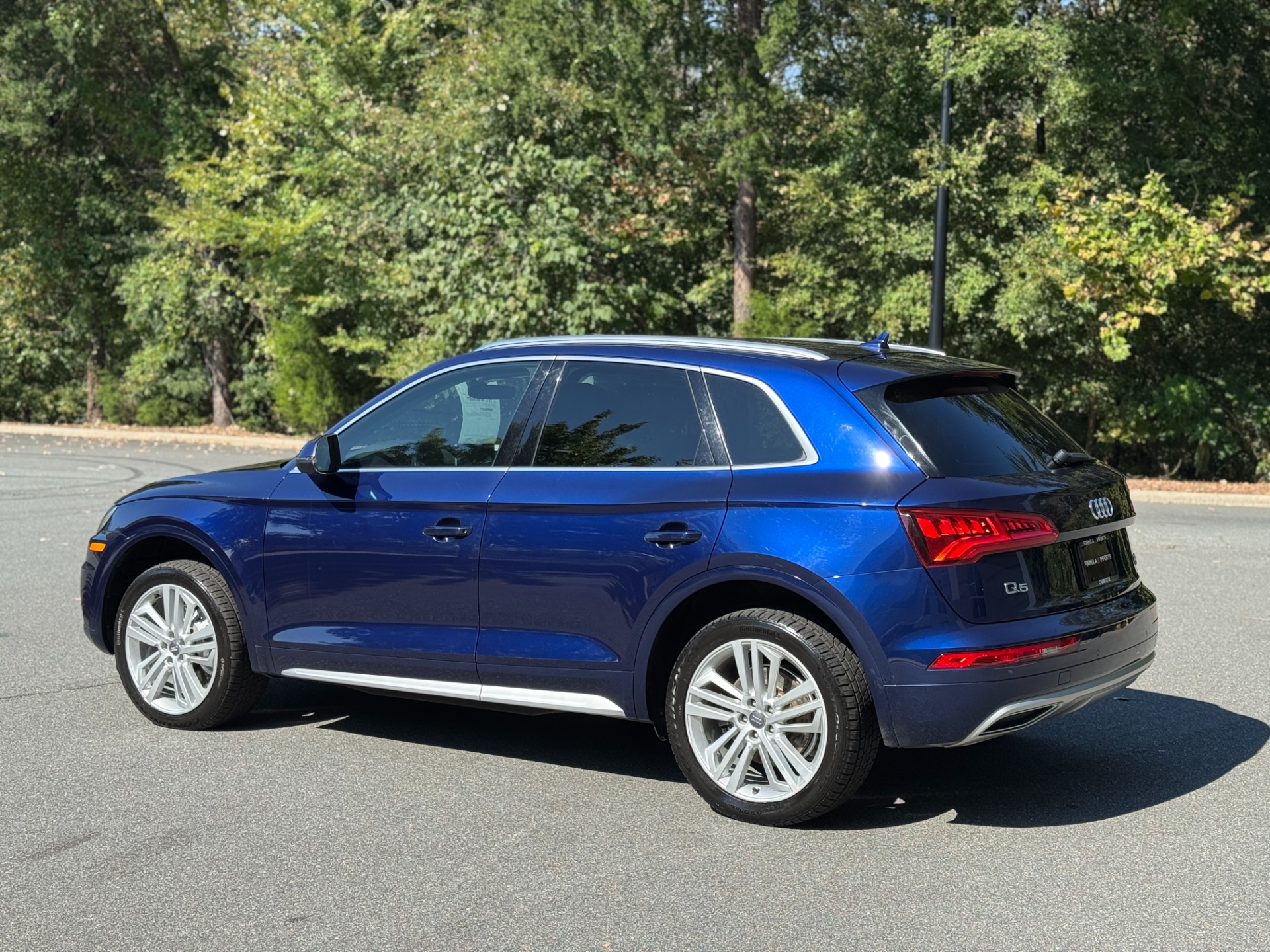 Used 2018 Audi Q5 PREMIUM PLUS / NAV / PANO-ROOF / PARK SYSTEM / REARVIEW for sale Sold at Formula Imports in Charlotte NC 28227 7