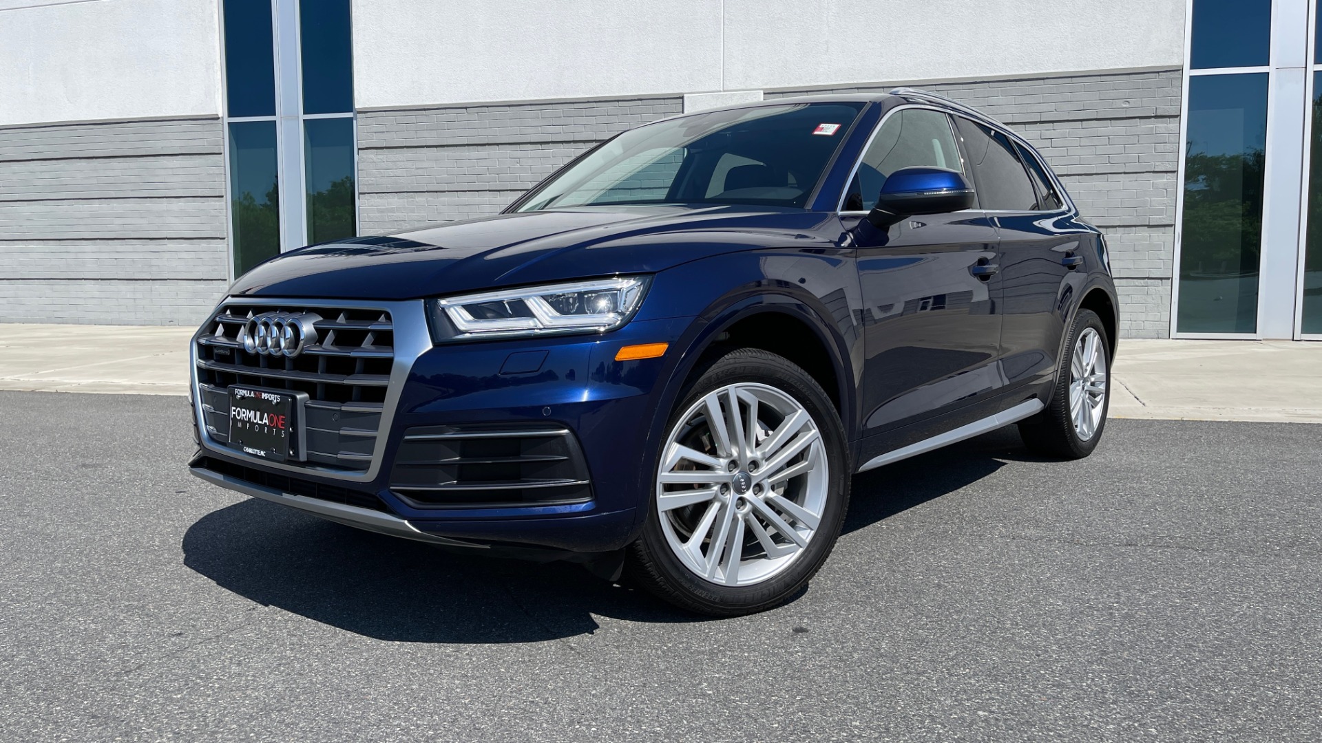 Used 2018 Audi Q5 PREMIUM PLUS / NAV / PANO-ROOF / PARK SYSTEM / REARVIEW for sale Sold at Formula Imports in Charlotte NC 28227 1