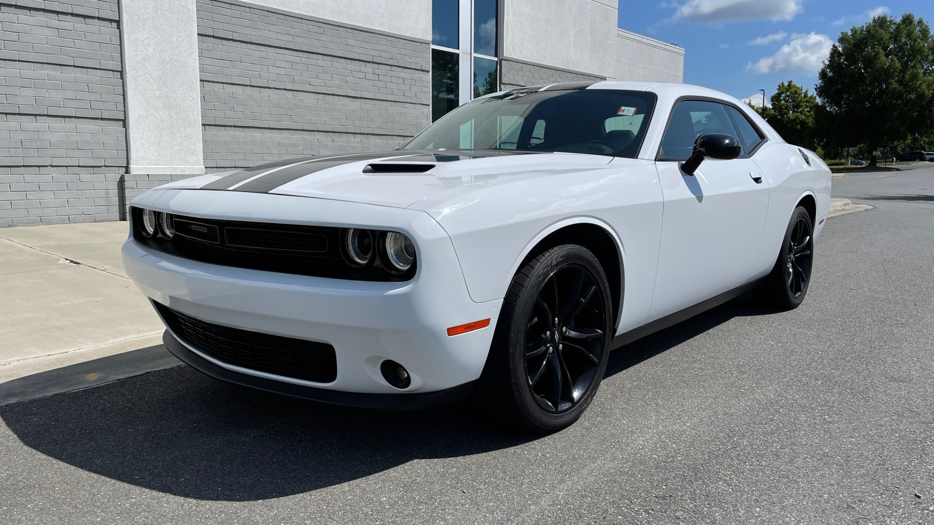 Used 2018 Dodge CHALLENGER SXT COUPE / BLACKTOP PKG / 3.6L V6 / 8-SPD AUTO / REARVIEW for sale Sold at Formula Imports in Charlotte NC 28227 3