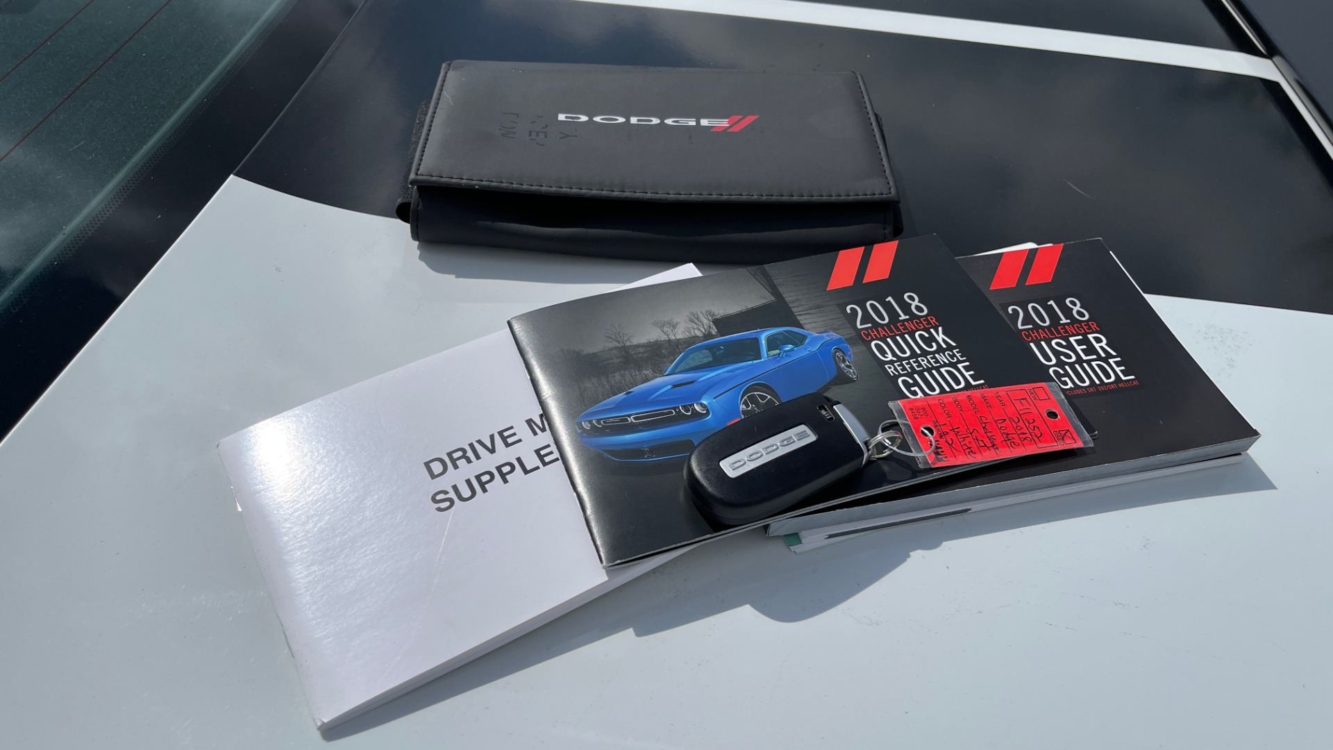 Used 2018 Dodge CHALLENGER SXT COUPE / BLACKTOP PKG / 3.6L V6 / 8-SPD AUTO / REARVIEW for sale Sold at Formula Imports in Charlotte NC 28227 65