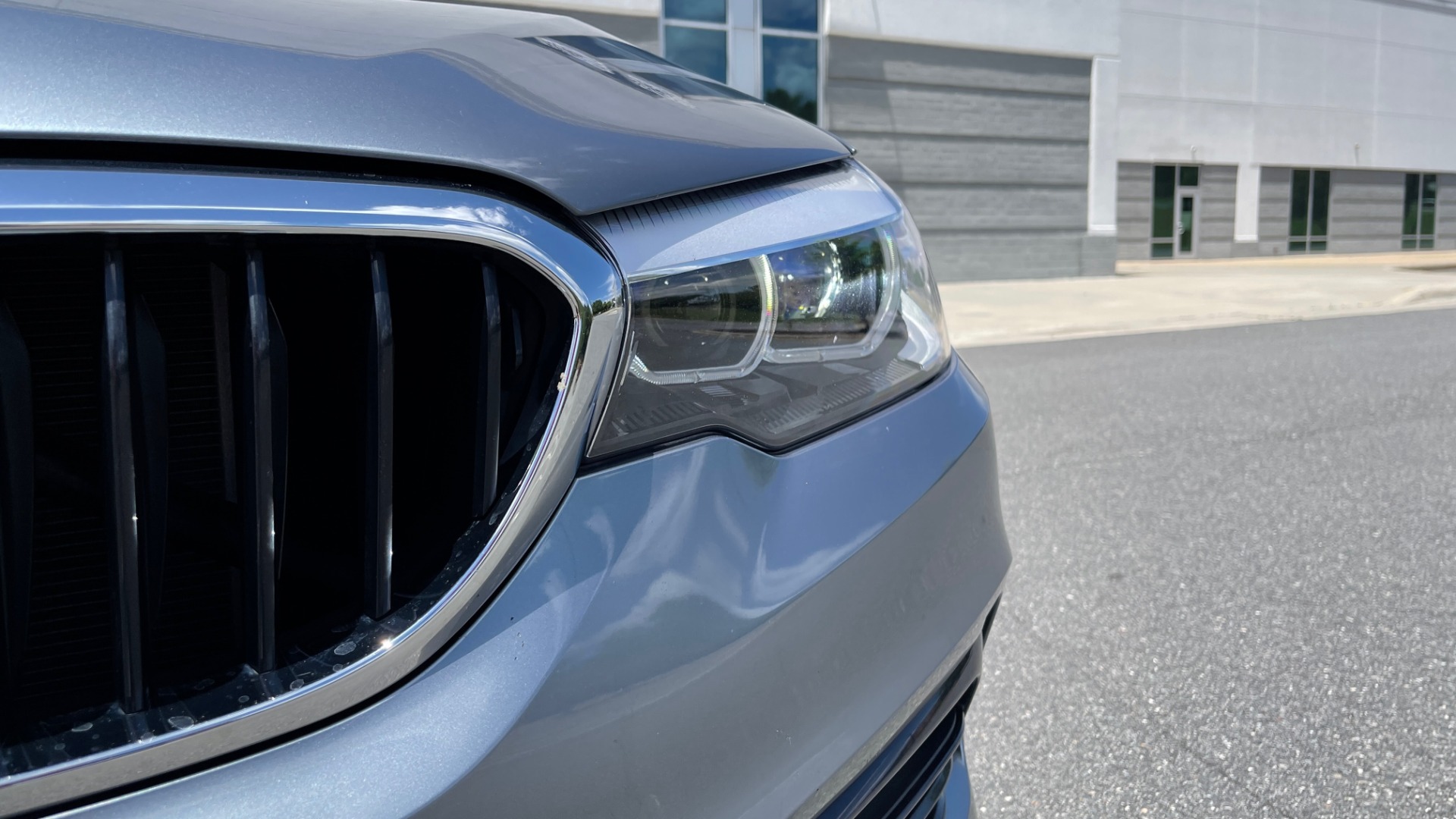 Used 2017 BMW 5 SERIES 530I PREMIUM / WIFI / NAV / SUNROOF / AUTO CLIMATE CONTROL for sale Sold at Formula Imports in Charlotte NC 28227 15
