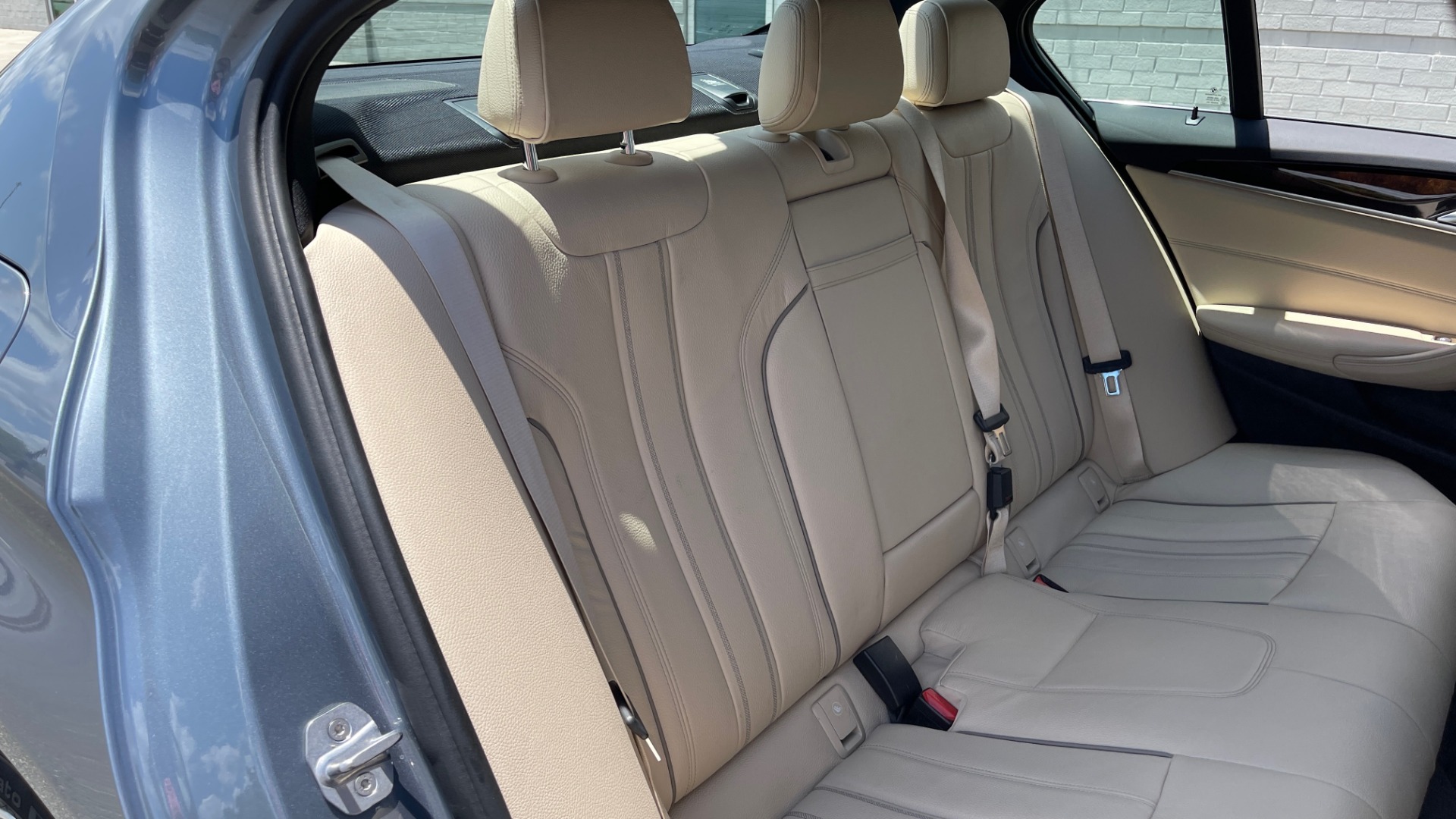 Used 2017 BMW 5 SERIES 530I PREMIUM / WIFI / NAV / SUNROOF / AUTO CLIMATE CONTROL for sale Sold at Formula Imports in Charlotte NC 28227 61