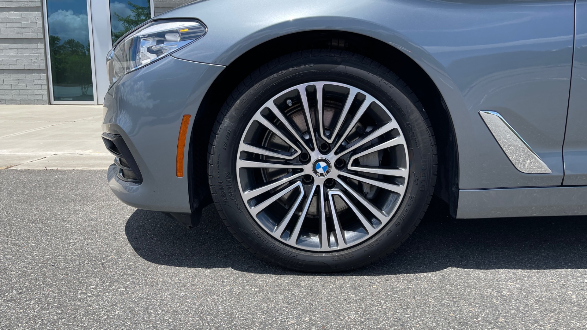Used 2017 BMW 5 SERIES 530I PREMIUM / WIFI / NAV / SUNROOF / AUTO CLIMATE CONTROL for sale Sold at Formula Imports in Charlotte NC 28227 67