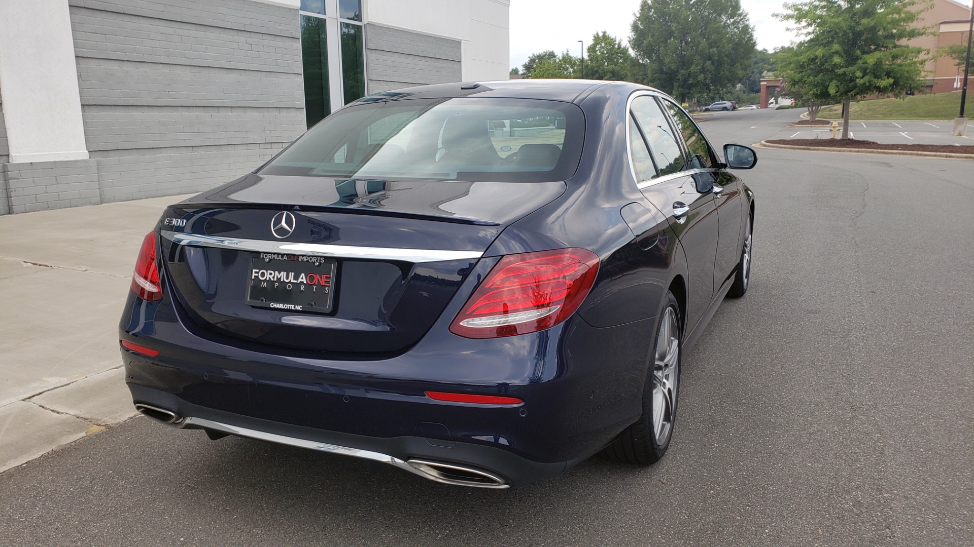 Used 2018 Mercedes-Benz E-CLASS E 300 PREMIUM / AMG LINE / PARK ASST / BURMESTER / SUNROOF / REARVIEW for sale Sold at Formula Imports in Charlotte NC 28227 2