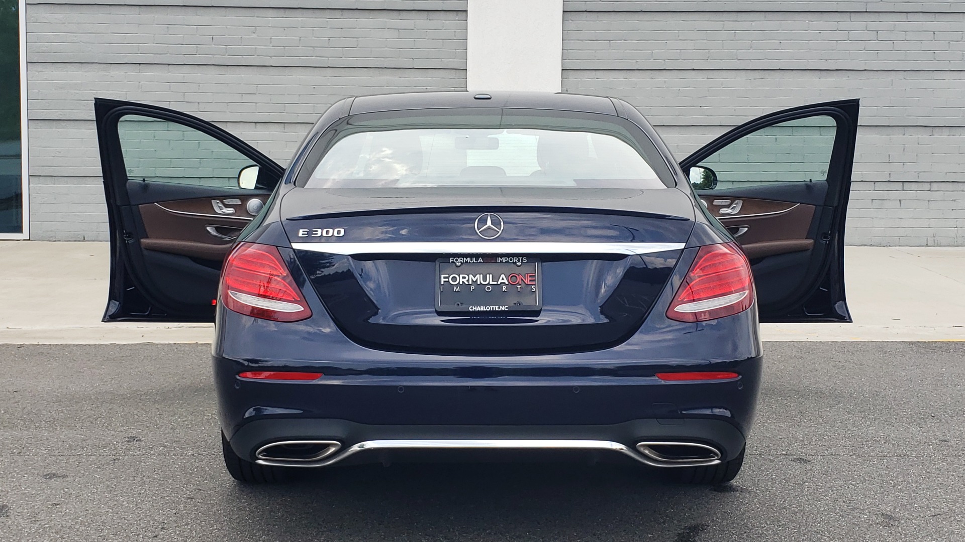 Used 2018 Mercedes-Benz E-CLASS E 300 PREMIUM / AMG LINE / PARK ASST / BURMESTER / SUNROOF / REARVIEW for sale Sold at Formula Imports in Charlotte NC 28227 27