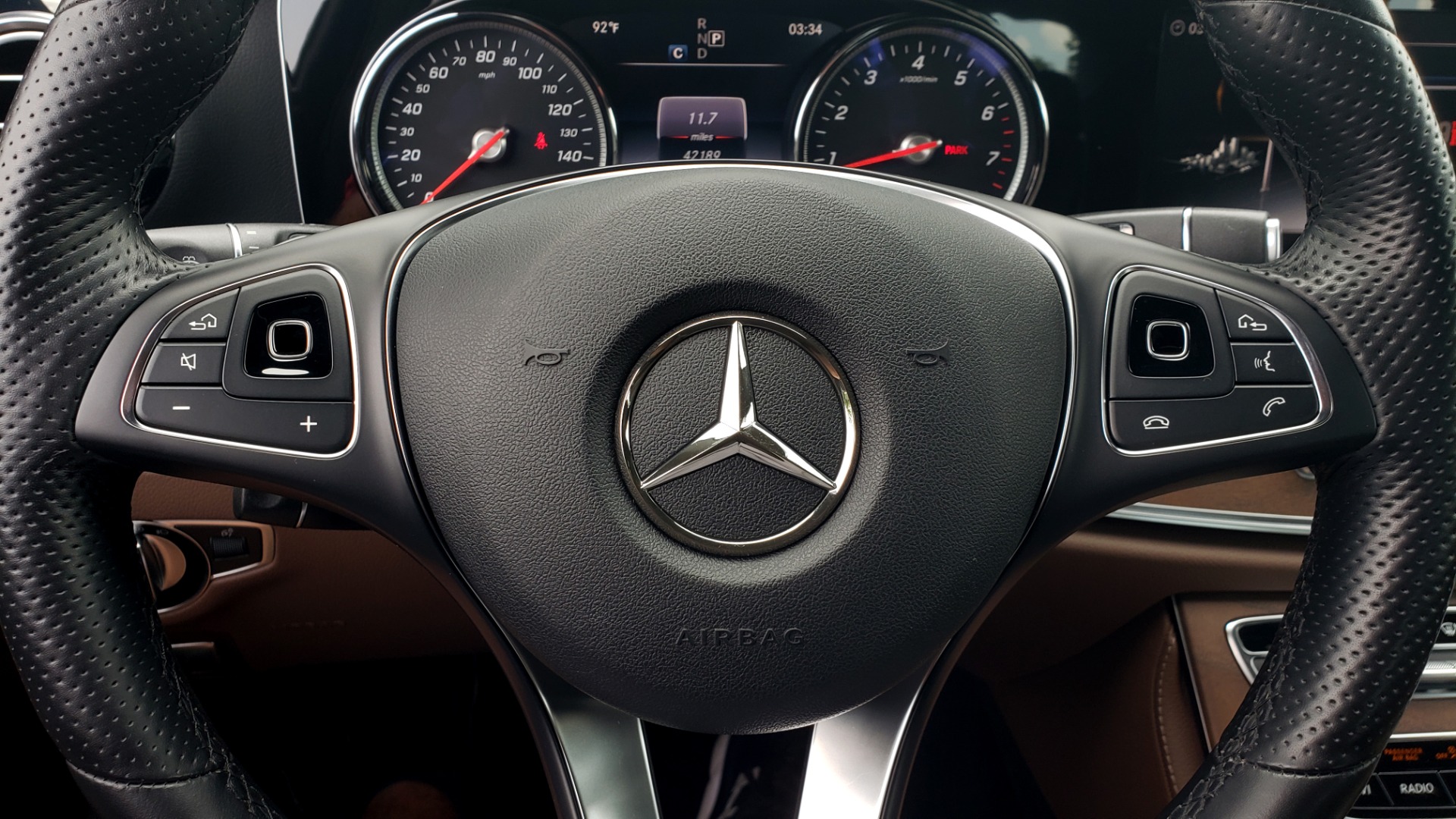 Used 2018 Mercedes-Benz E-CLASS E 300 PREMIUM / AMG LINE / PARK ASST / BURMESTER / SUNROOF / REARVIEW for sale Sold at Formula Imports in Charlotte NC 28227 41