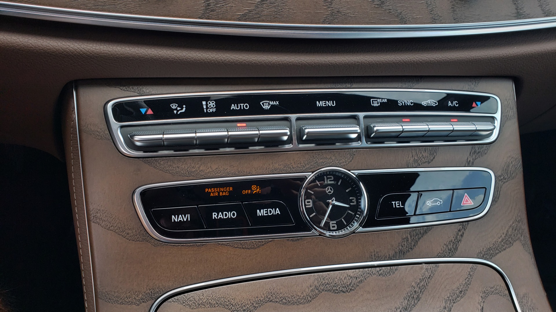 Used 2018 Mercedes-Benz E-CLASS E 300 PREMIUM / AMG LINE / PARK ASST / BURMESTER / SUNROOF / REARVIEW for sale Sold at Formula Imports in Charlotte NC 28227 48