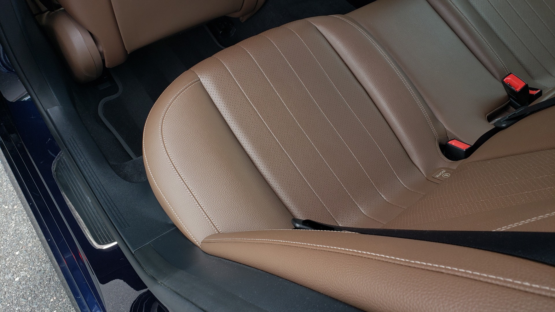 Used 2018 Mercedes-Benz E-CLASS E 300 PREMIUM / AMG LINE / PARK ASST / BURMESTER / SUNROOF / REARVIEW for sale Sold at Formula Imports in Charlotte NC 28227 60