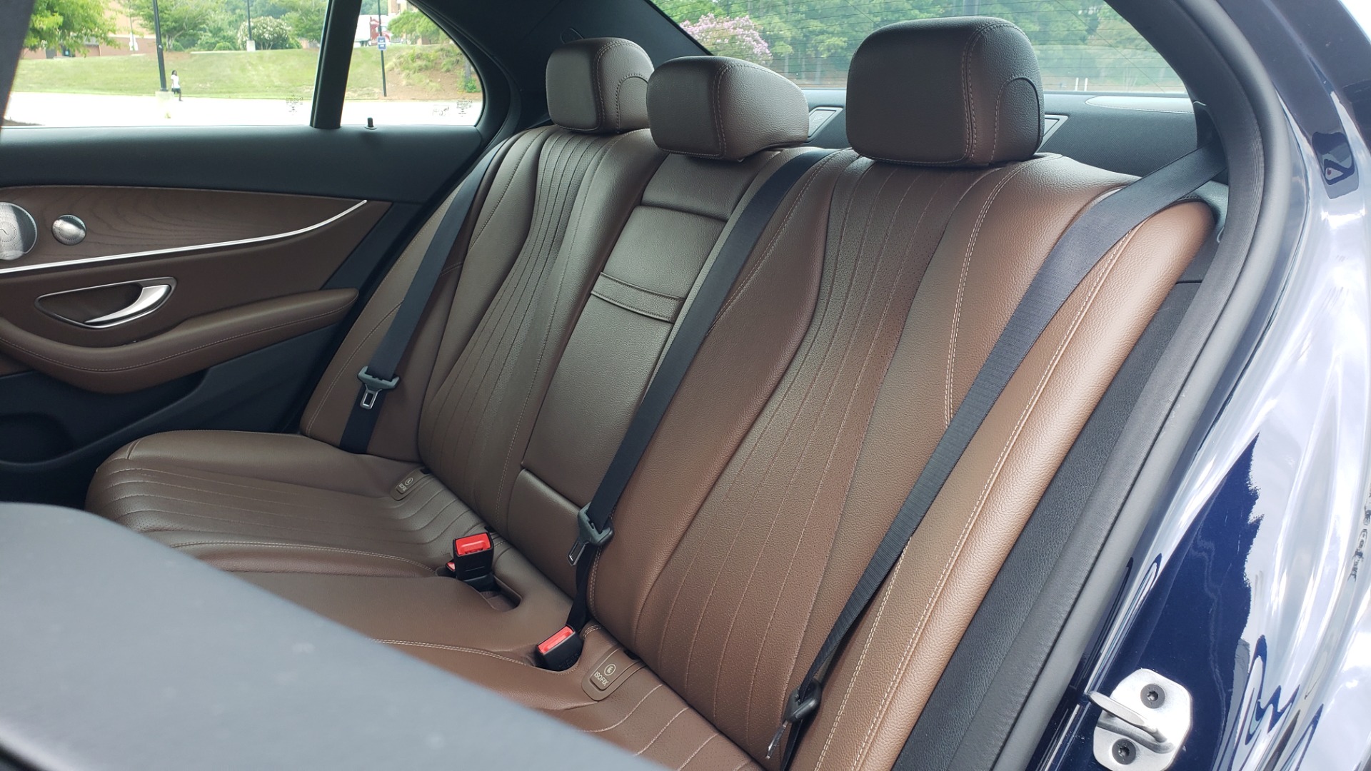 Used 2018 Mercedes-Benz E-CLASS E 300 PREMIUM / AMG LINE / PARK ASST / BURMESTER / SUNROOF / REARVIEW for sale Sold at Formula Imports in Charlotte NC 28227 62