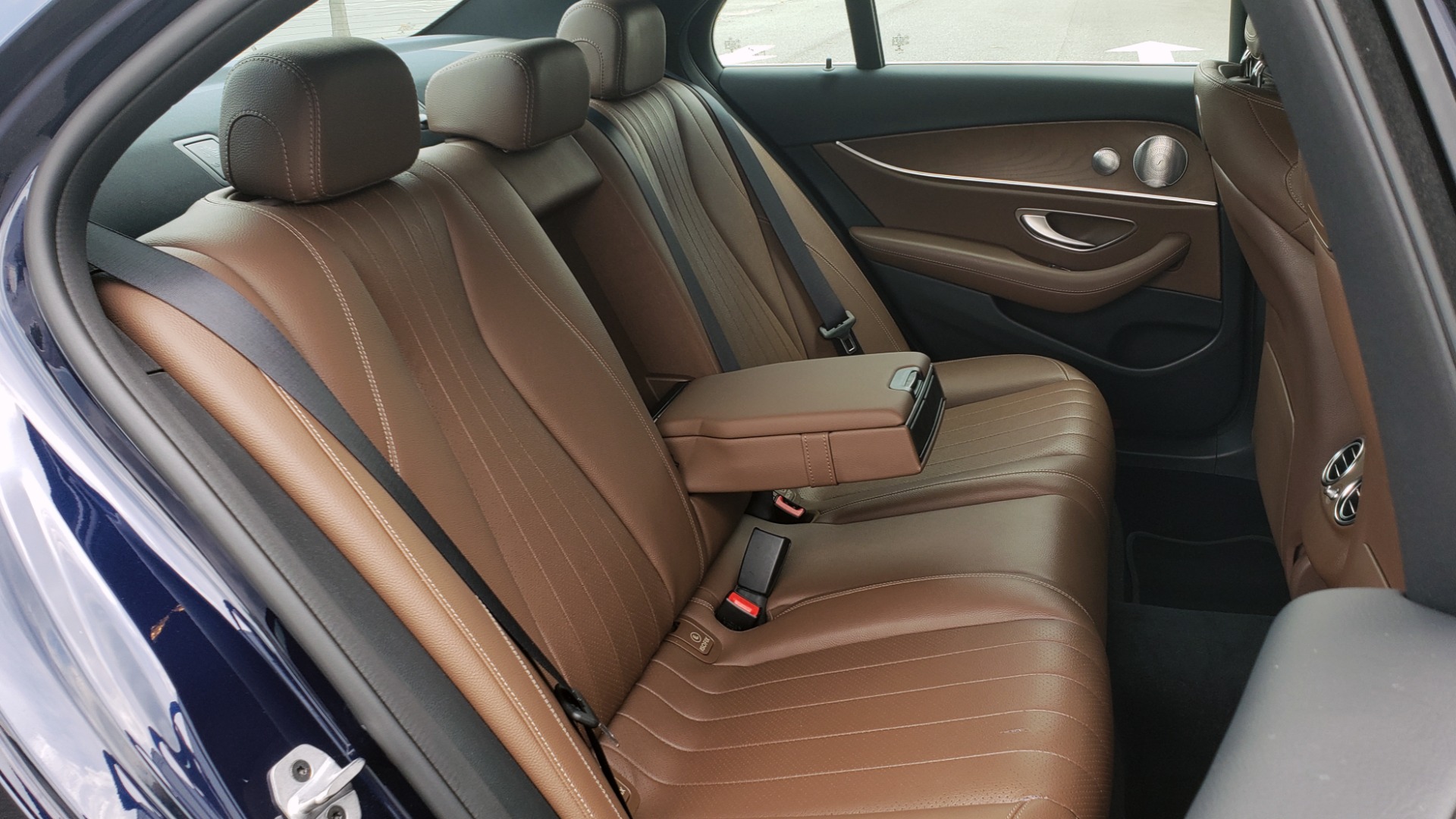 Used 2018 Mercedes-Benz E-CLASS E 300 PREMIUM / AMG LINE / PARK ASST / BURMESTER / SUNROOF / REARVIEW for sale Sold at Formula Imports in Charlotte NC 28227 72
