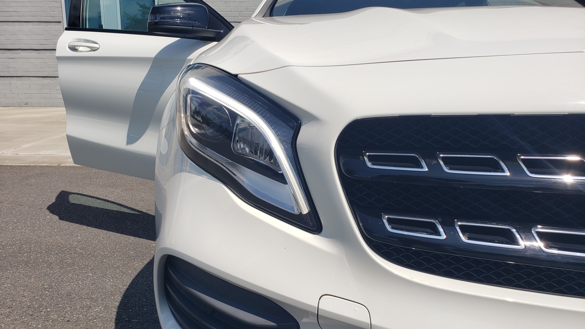 Used 2018 Mercedes-Benz GLA 250 / ICE EDITION / 2.0L / 7-SPD AUTO / SUNROOF / REARVIEW for sale Sold at Formula Imports in Charlotte NC 28227 21