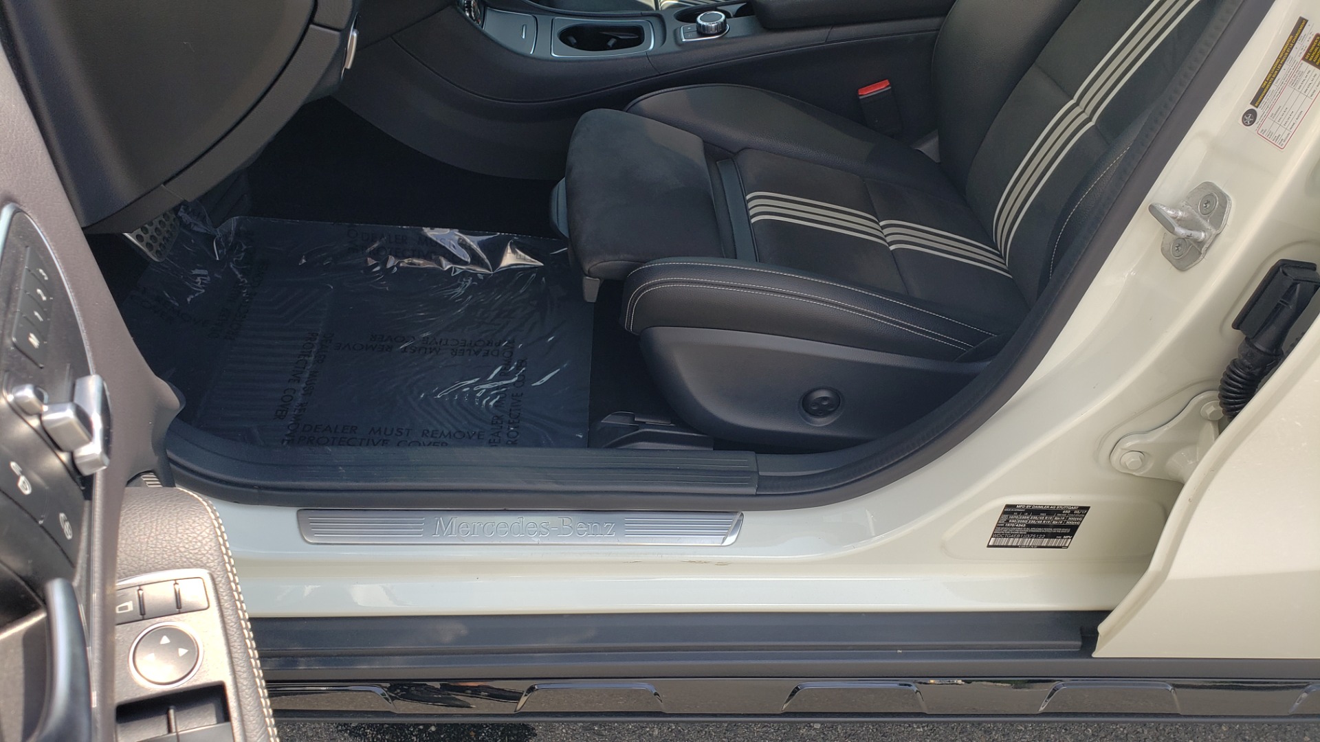 Used 2018 Mercedes-Benz GLA 250 / ICE EDITION / 2.0L / 7-SPD AUTO / SUNROOF / REARVIEW for sale Sold at Formula Imports in Charlotte NC 28227 30