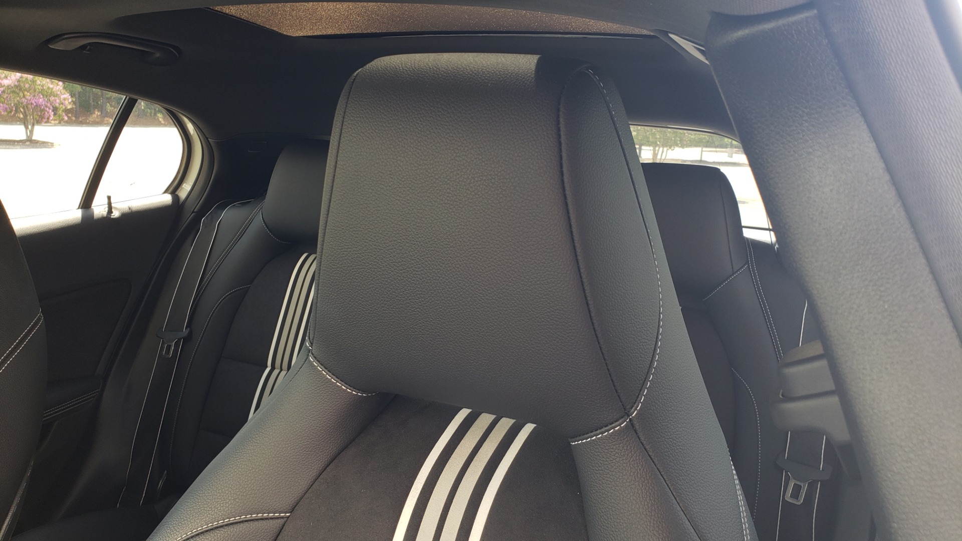 Used 2018 Mercedes-Benz GLA 250 / ICE EDITION / 2.0L / 7-SPD AUTO / SUNROOF / REARVIEW for sale Sold at Formula Imports in Charlotte NC 28227 32