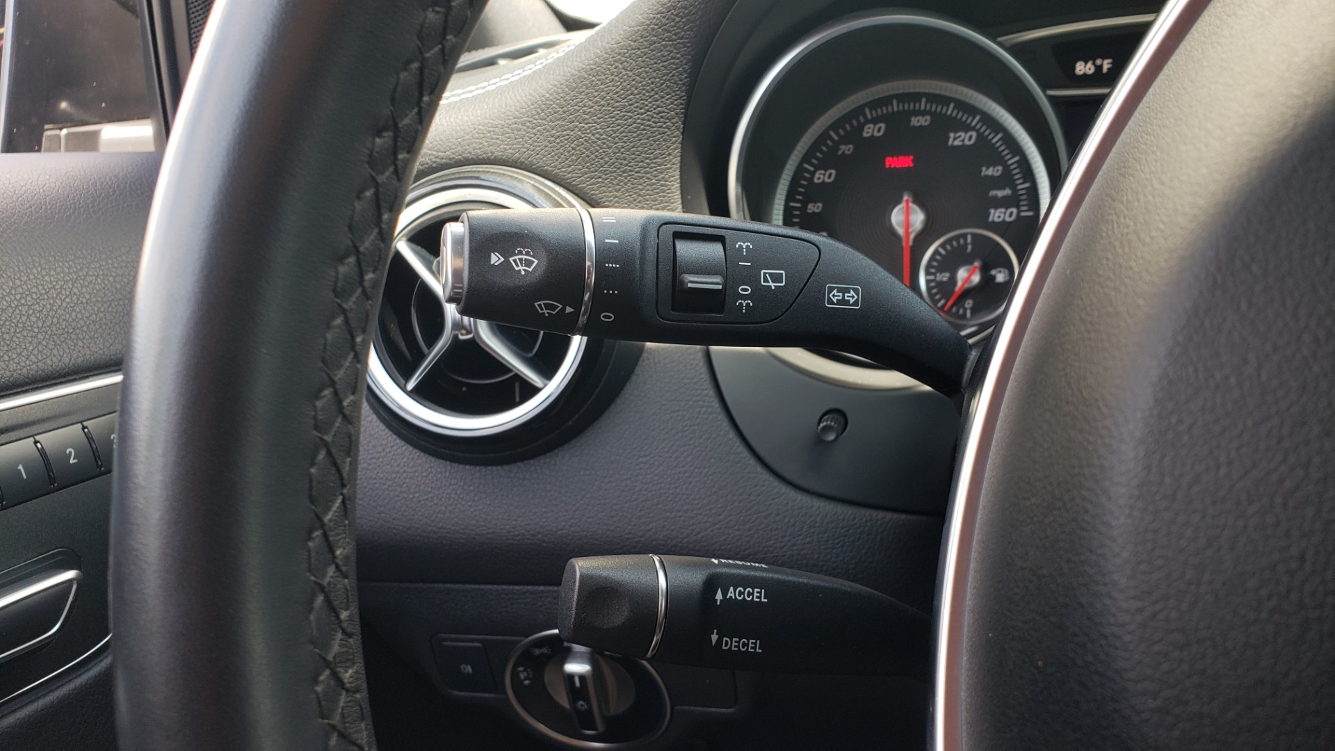 Used 2018 Mercedes-Benz GLA 250 / ICE EDITION / 2.0L / 7-SPD AUTO / SUNROOF / REARVIEW for sale Sold at Formula Imports in Charlotte NC 28227 38