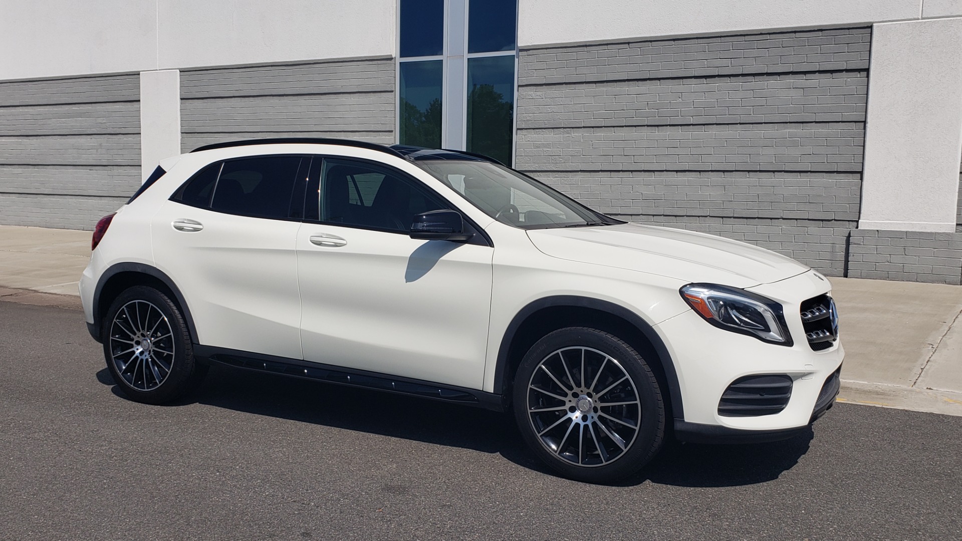 Used 2018 Mercedes-Benz GLA 250 / ICE EDITION / 2.0L / 7-SPD AUTO / SUNROOF / REARVIEW for sale Sold at Formula Imports in Charlotte NC 28227 5