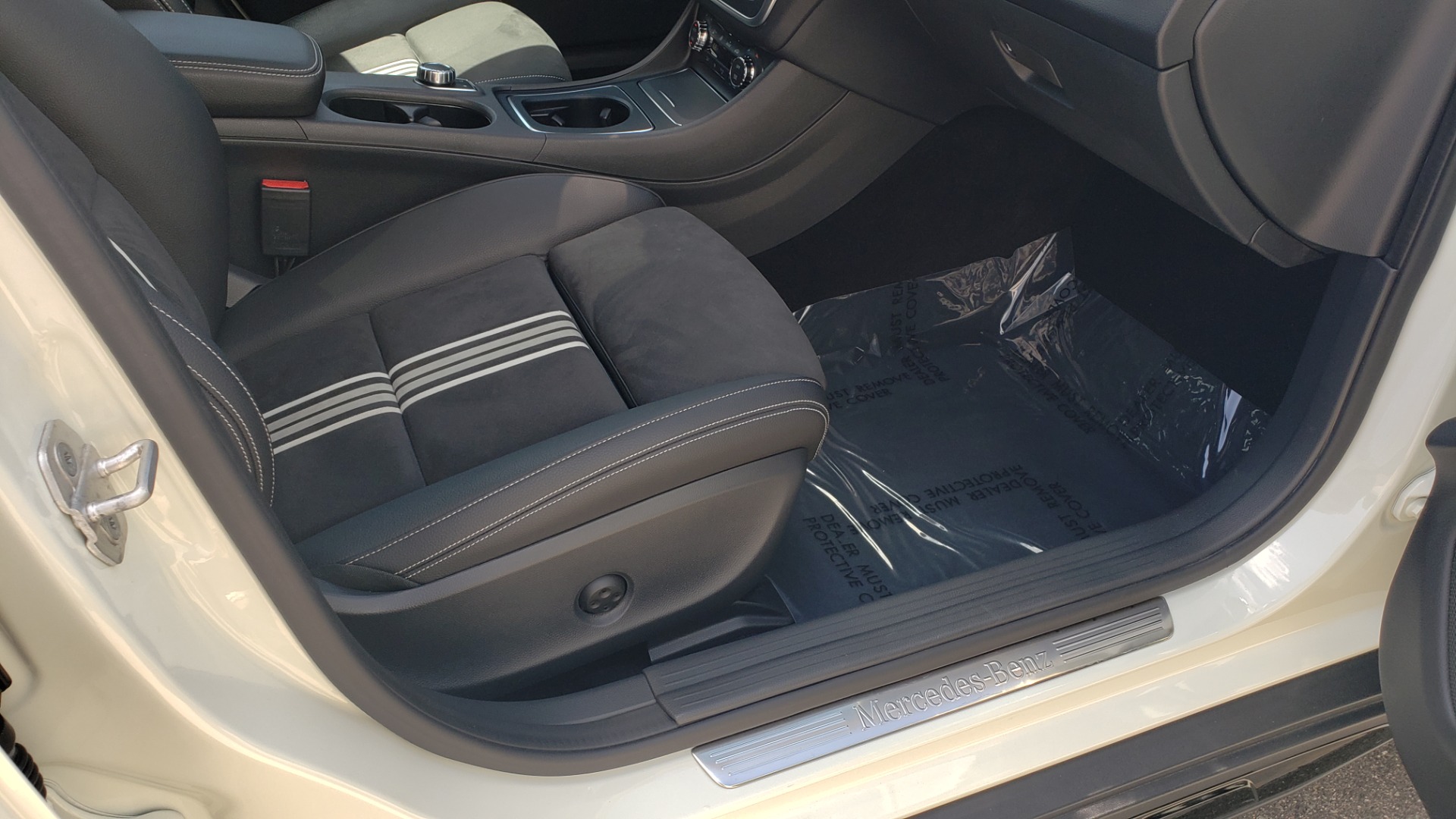 Used 2018 Mercedes-Benz GLA 250 / ICE EDITION / 2.0L / 7-SPD AUTO / SUNROOF / REARVIEW for sale Sold at Formula Imports in Charlotte NC 28227 62
