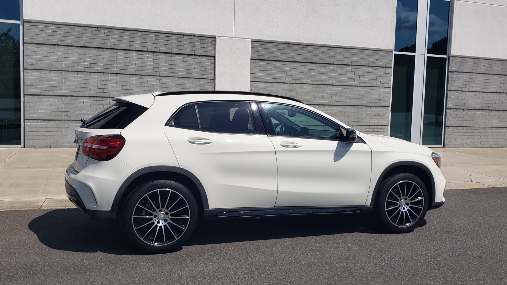Used 2018 Mercedes-Benz GLA 250 / ICE EDITION / 2.0L / 7-SPD AUTO / SUNROOF / REARVIEW for sale Sold at Formula Imports in Charlotte NC 28227 8