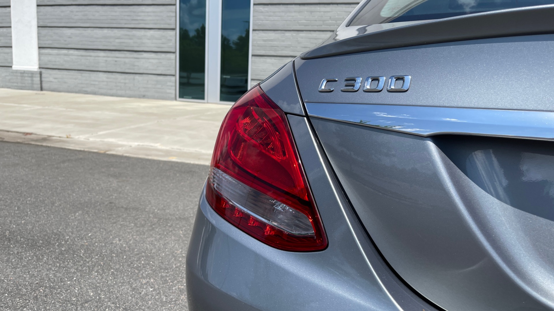 Used 2016 Mercedes-Benz C-CLASS C 300 / PREMIUM / NAV / PANO-ROOF / BSA / REARVIEW for sale Sold at Formula Imports in Charlotte NC 28227 25
