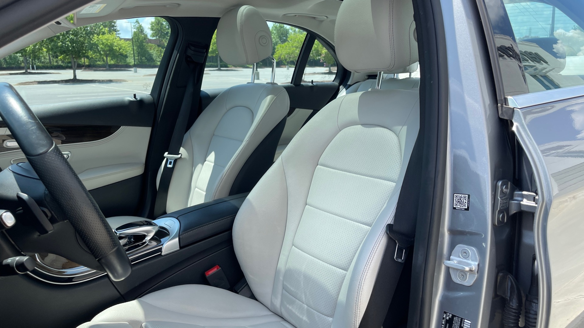 Used 2016 Mercedes-Benz C-CLASS C 300 / PREMIUM / NAV / PANO-ROOF / BSA / REARVIEW for sale Sold at Formula Imports in Charlotte NC 28227 33