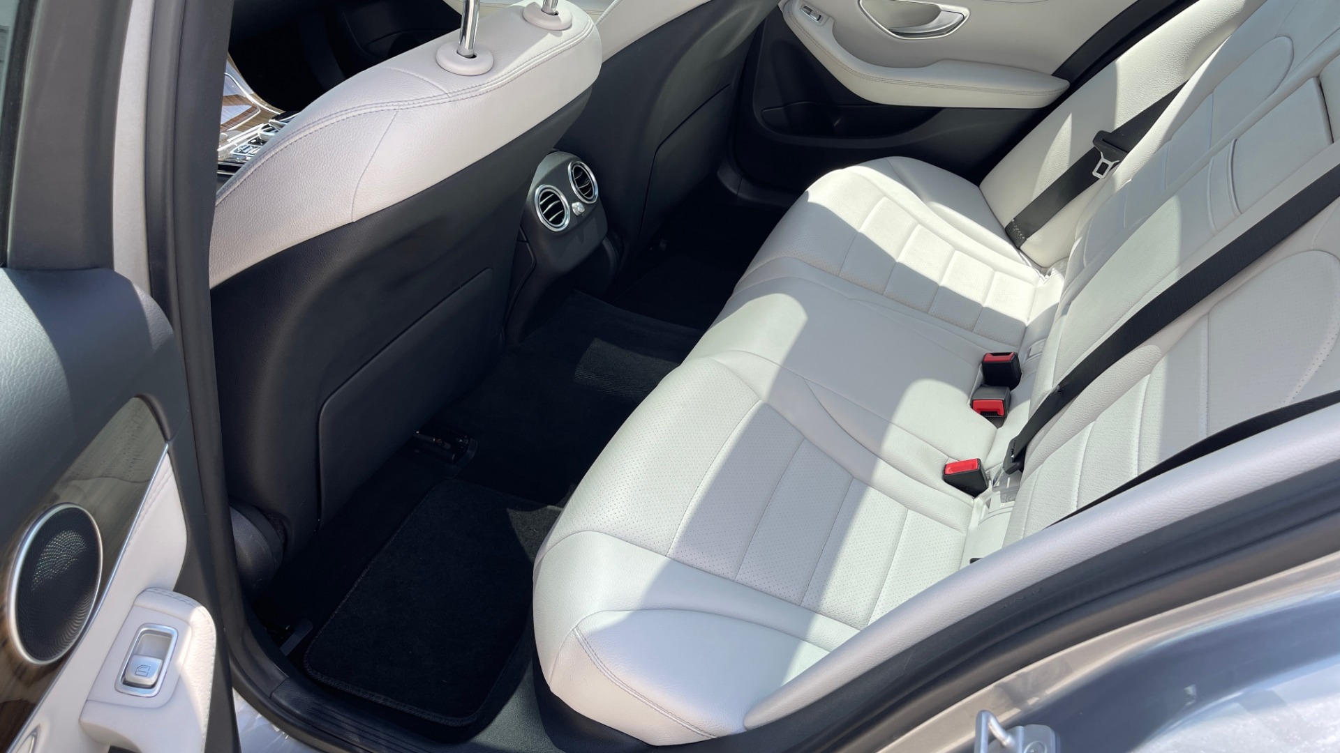Used 2016 Mercedes-Benz C-CLASS C 300 / PREMIUM / NAV / PANO-ROOF / BSA / REARVIEW for sale Sold at Formula Imports in Charlotte NC 28227 56
