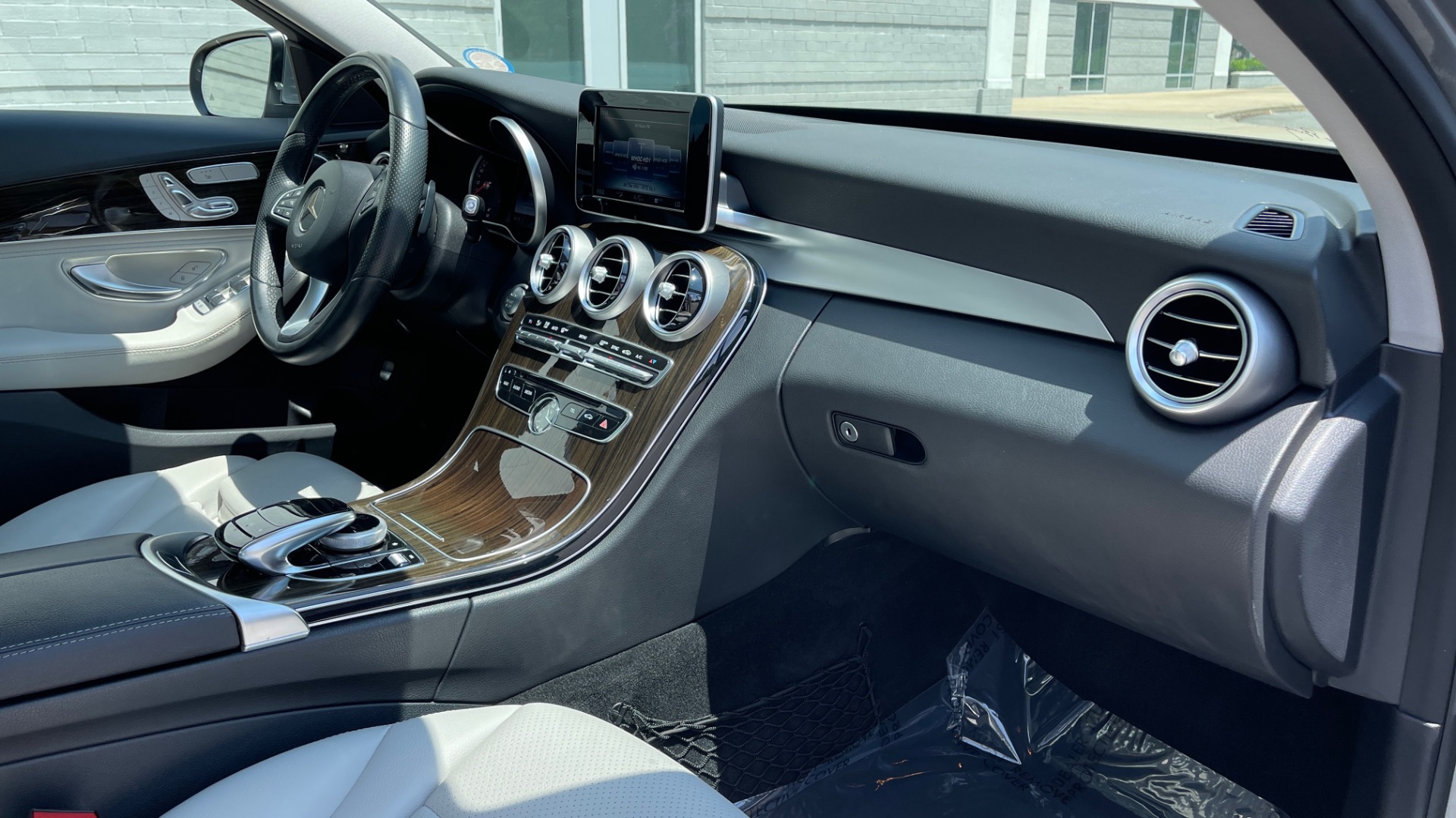 Used 2016 Mercedes-Benz C-CLASS C 300 / PREMIUM / NAV / PANO-ROOF / BSA / REARVIEW for sale Sold at Formula Imports in Charlotte NC 28227 67