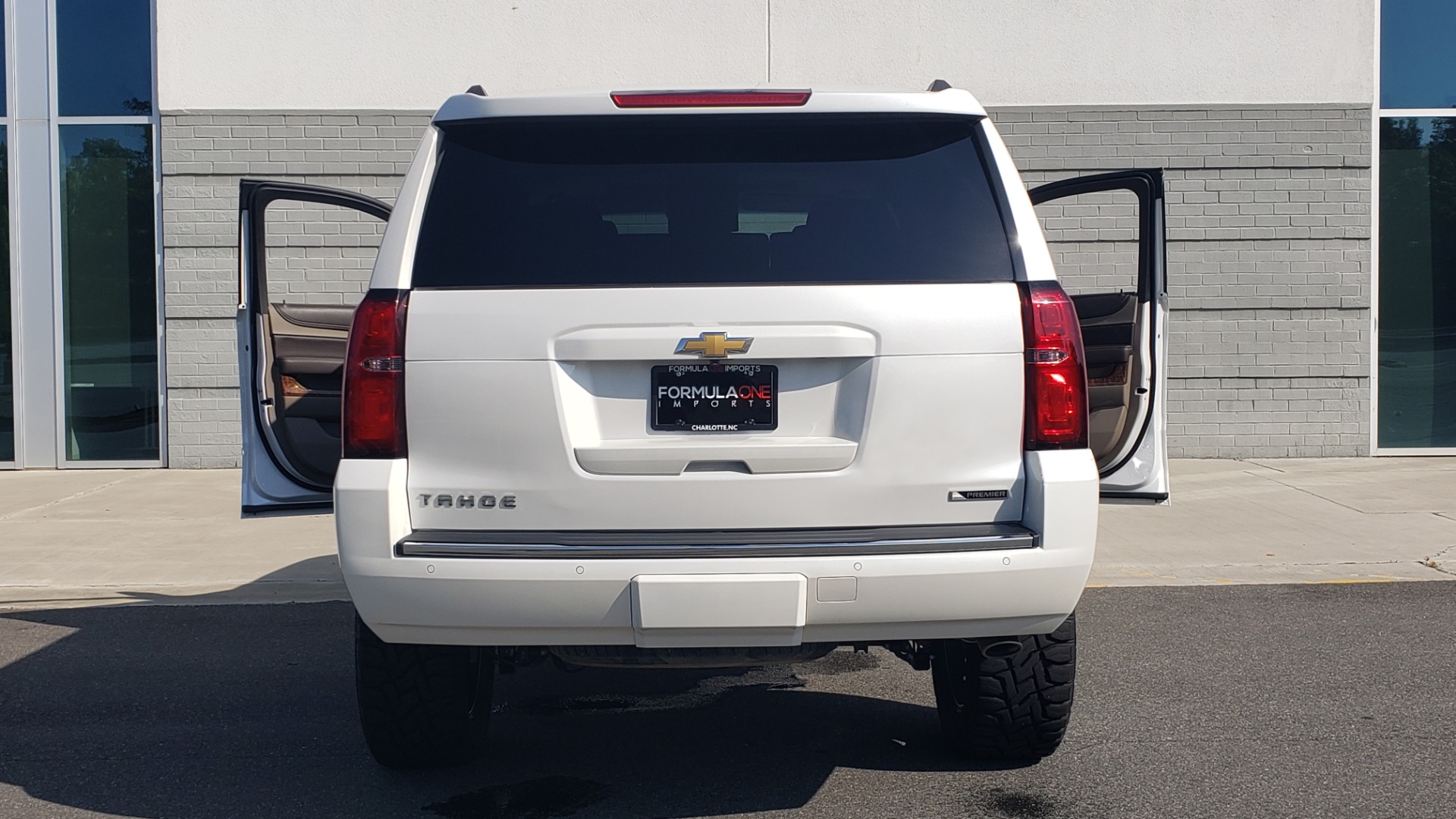 Used 2018 Chevrolet TAHOE PREMIER 4X4 / NAV / BOSE / SUNROOF / ENT SYS / 3-ROW / REARVIEW for sale Sold at Formula Imports in Charlotte NC 28227 34