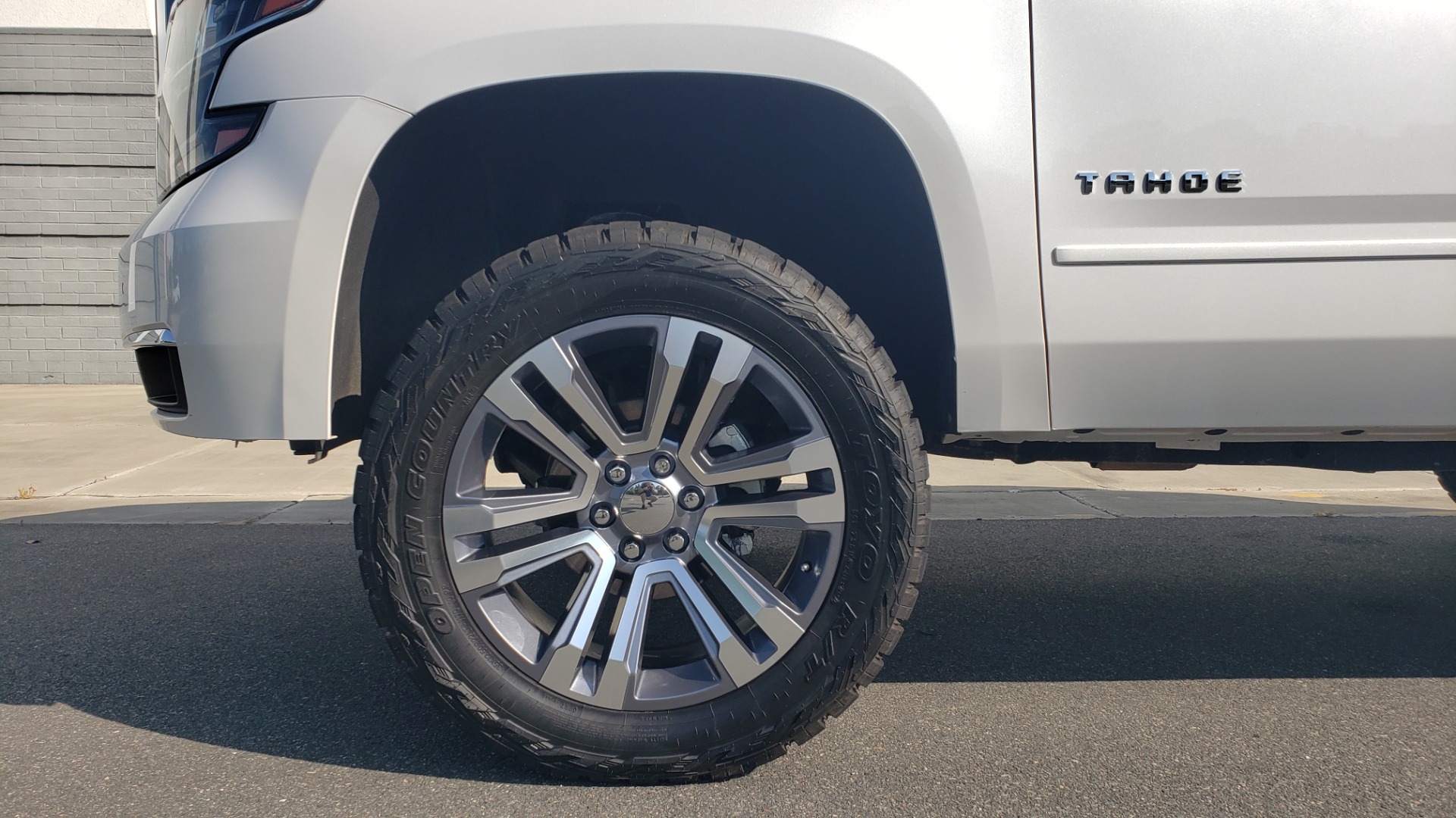 Used 2018 Chevrolet TAHOE PREMIER 4X4 / NAV / BOSE / SUNROOF / ENT SYS / 3-ROW / REARVIEW for sale Sold at Formula Imports in Charlotte NC 28227 80