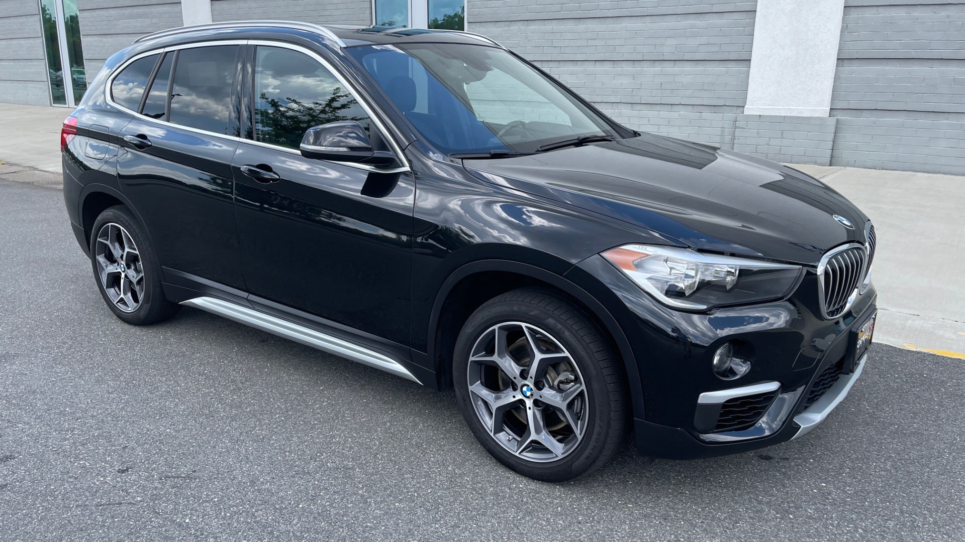 Used 2018 BMW X1 XDRIVE28I / NAV / CONV PKG / HTD STS / PANO-ROOF / REARVIEW for sale Sold at Formula Imports in Charlotte NC 28227 2