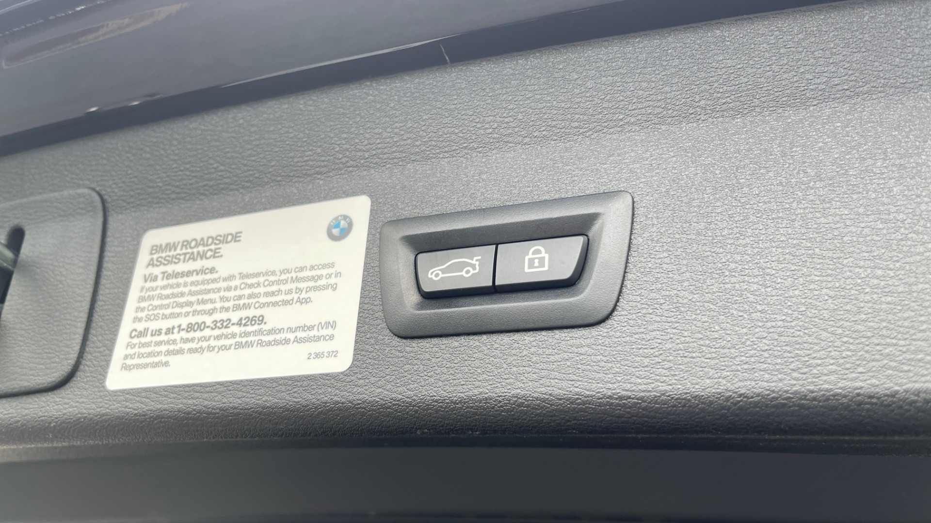 Used 2018 BMW X1 XDRIVE28I / NAV / CONV PKG / HTD STS / PANO-ROOF / REARVIEW for sale Sold at Formula Imports in Charlotte NC 28227 21