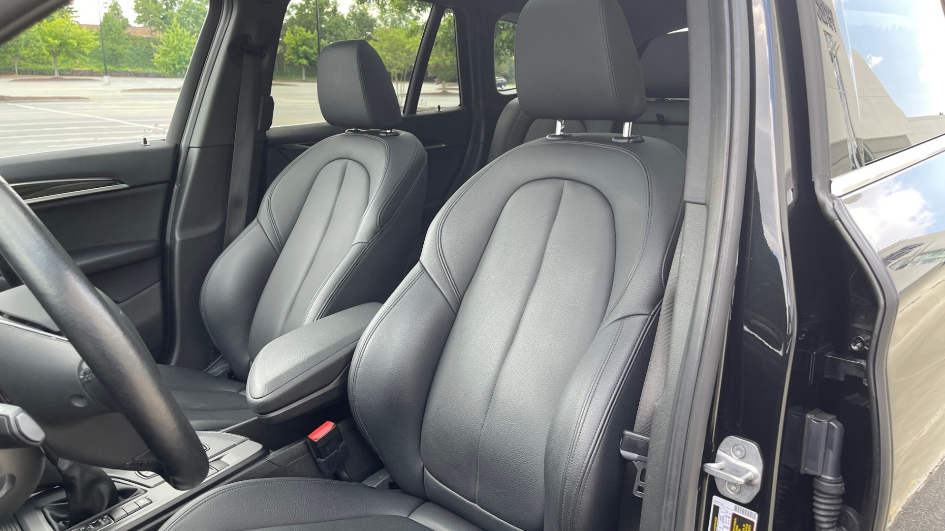 Used 2018 BMW X1 XDRIVE28I / NAV / CONV PKG / HTD STS / PANO-ROOF / REARVIEW for sale Sold at Formula Imports in Charlotte NC 28227 33