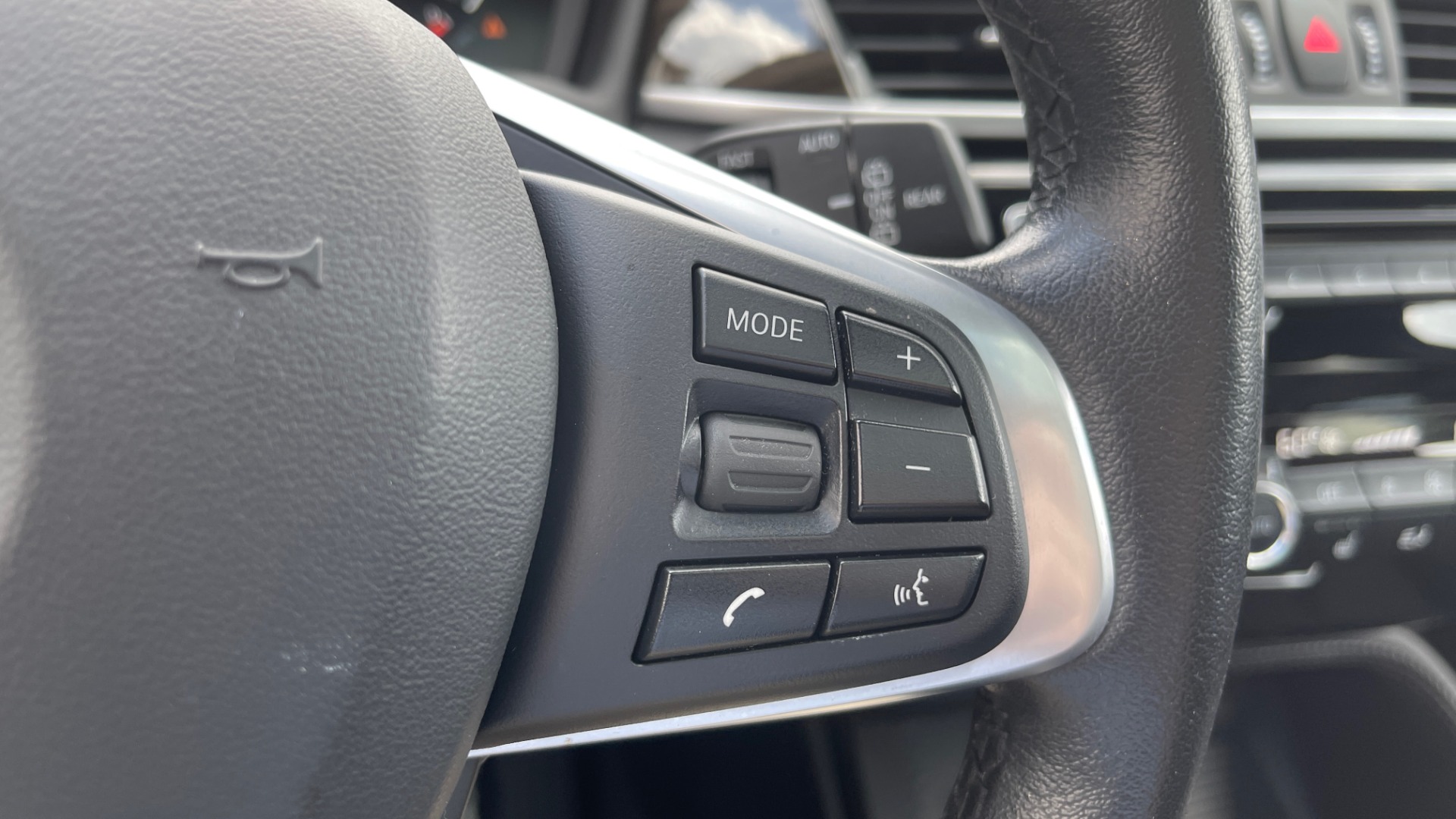 Used 2018 BMW X1 XDRIVE28I / NAV / CONV PKG / HTD STS / PANO-ROOF / REARVIEW for sale Sold at Formula Imports in Charlotte NC 28227 37