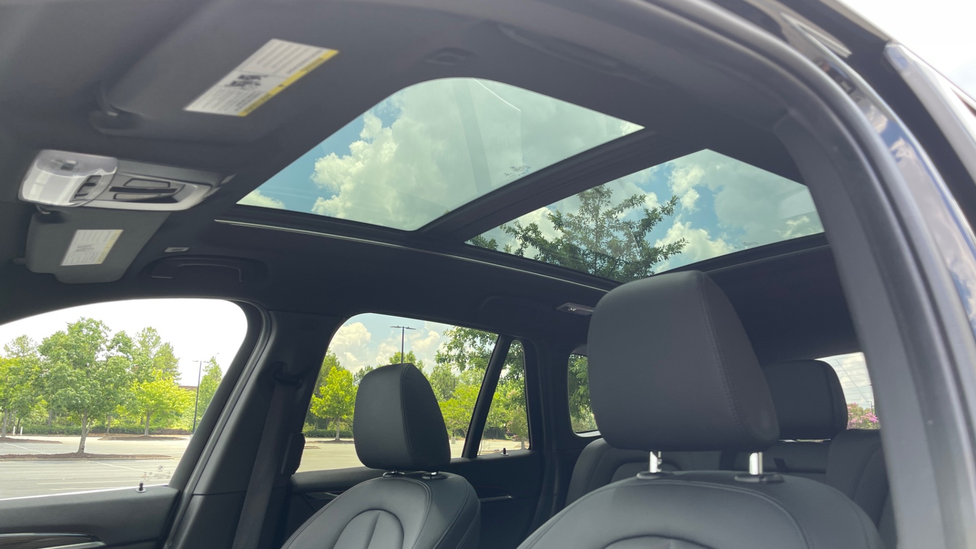Used 2018 BMW X1 XDRIVE28I / NAV / CONV PKG / HTD STS / PANO-ROOF / REARVIEW for sale Sold at Formula Imports in Charlotte NC 28227 51
