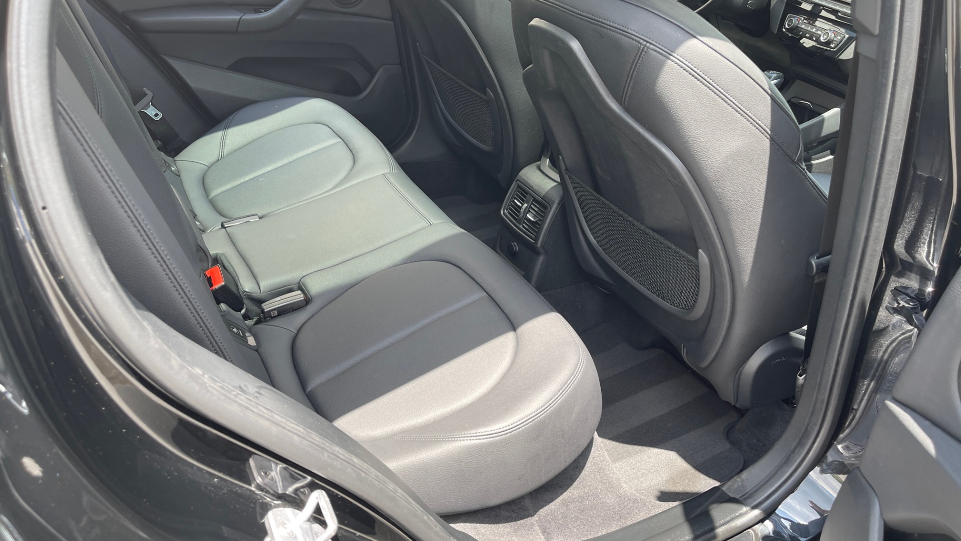 Used 2018 BMW X1 XDRIVE28I / NAV / CONV PKG / HTD STS / PANO-ROOF / REARVIEW for sale Sold at Formula Imports in Charlotte NC 28227 62