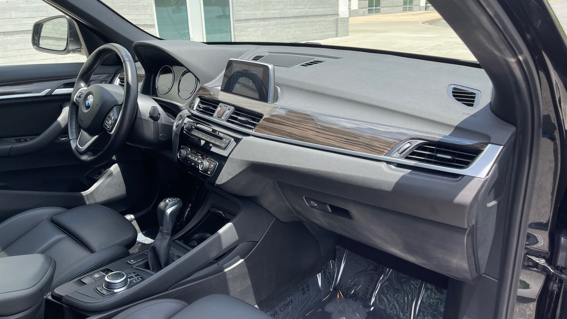 Used 2018 BMW X1 XDRIVE28I / NAV / CONV PKG / HTD STS / PANO-ROOF / REARVIEW for sale Sold at Formula Imports in Charlotte NC 28227 68