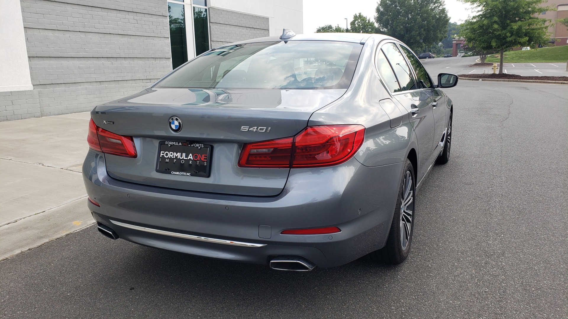 Used 2018 BMW 5 SERIES 540I XDRIVE PREMIUM / EXECUTIVE / LUXURY / H/K SND / REMOTE CONTROL PARKING for sale Sold at Formula Imports in Charlotte NC 28227 2