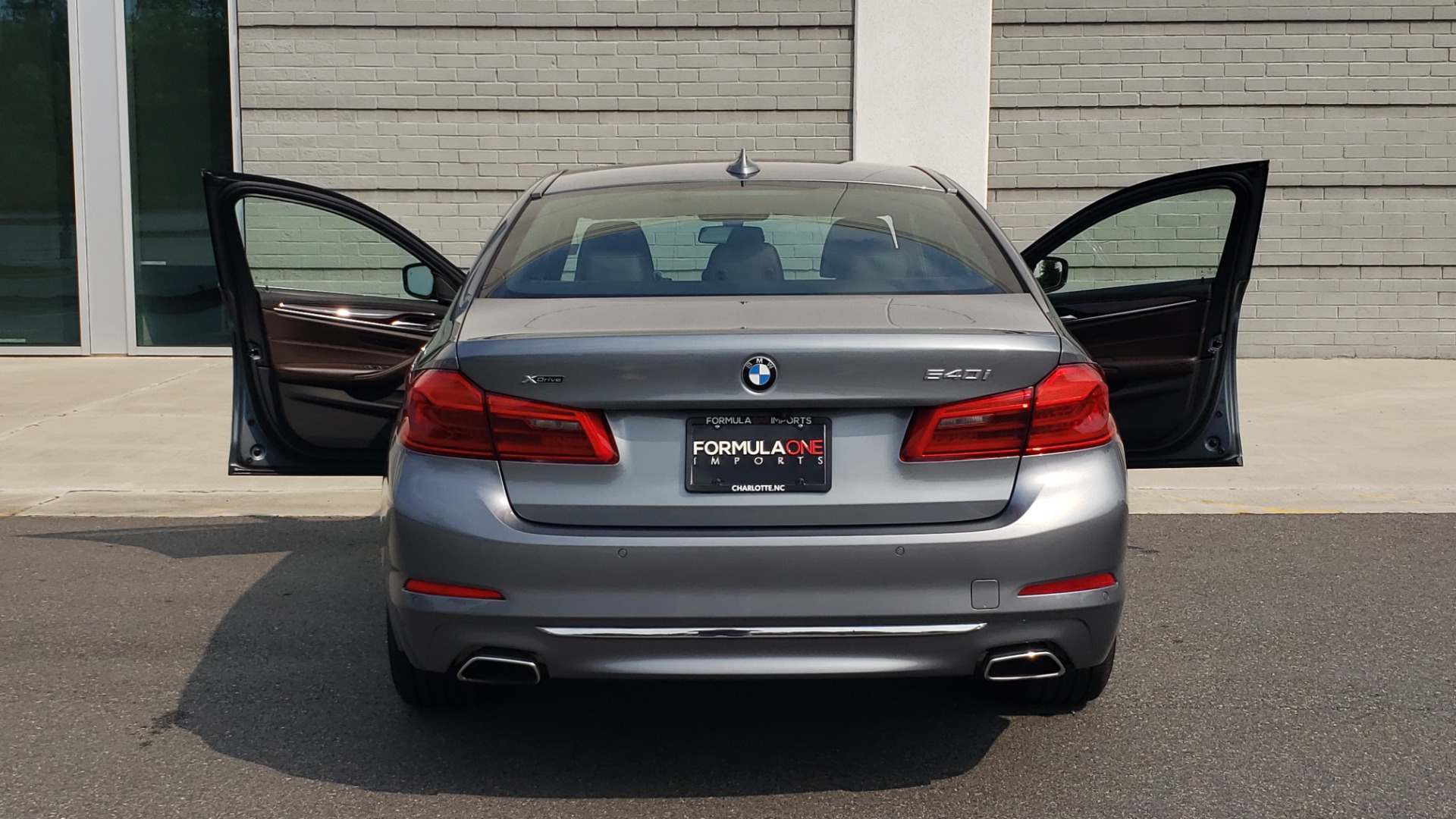 Used 2018 BMW 5 SERIES 540I XDRIVE PREMIUM / EXECUTIVE / LUXURY / H/K SND / REMOTE CONTROL PARKING for sale Sold at Formula Imports in Charlotte NC 28227 27