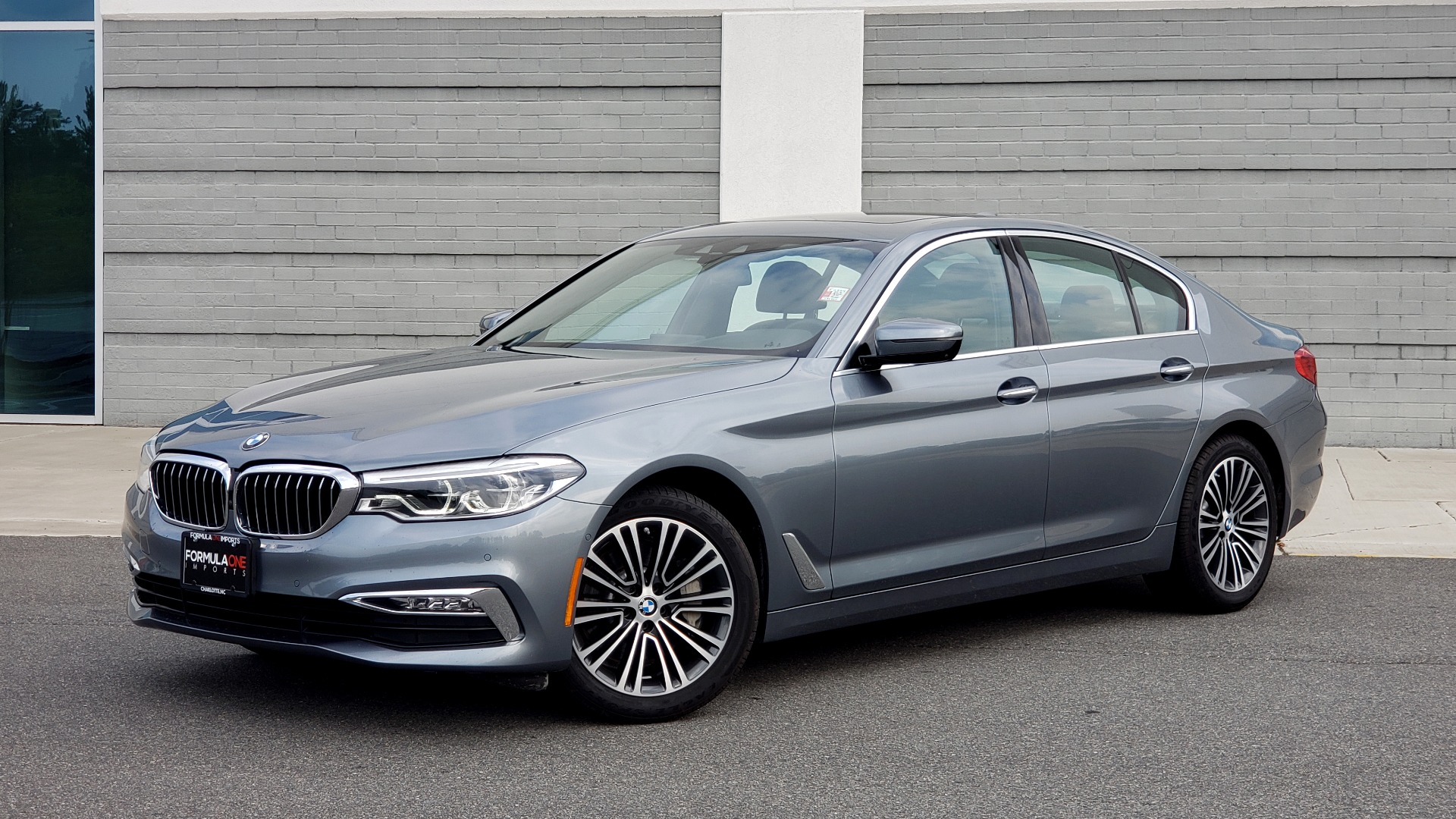 Used 2018 BMW 5 SERIES 540I XDRIVE PREMIUM / EXECUTIVE / LUXURY / H/K SND / REMOTE CONTROL PARKING for sale Sold at Formula Imports in Charlotte NC 28227 1