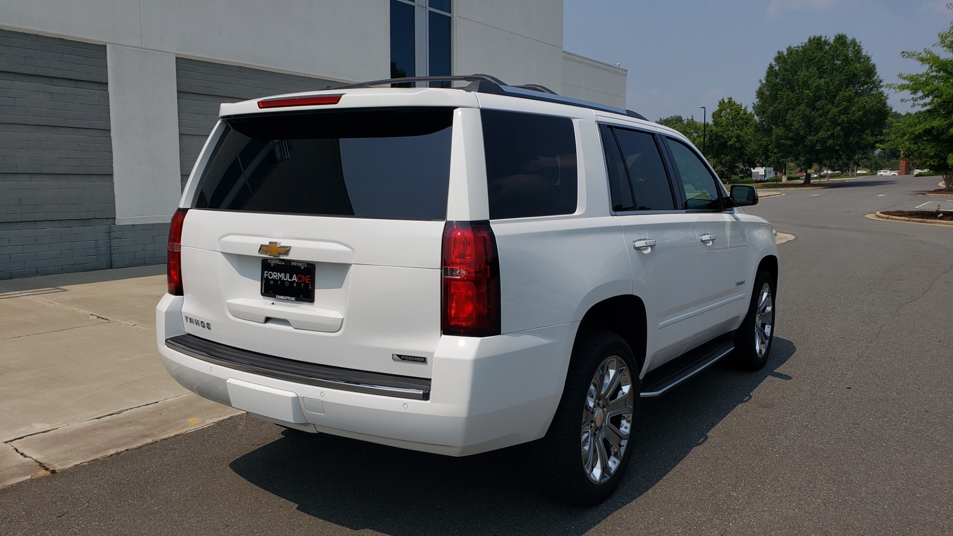 Used 2018 Chevrolet TAHOE PREMIER 4WD / NAV / SUNROOF / BOSE / 3-ROW / HUD / REARVIEW for sale Sold at Formula Imports in Charlotte NC 28227 2