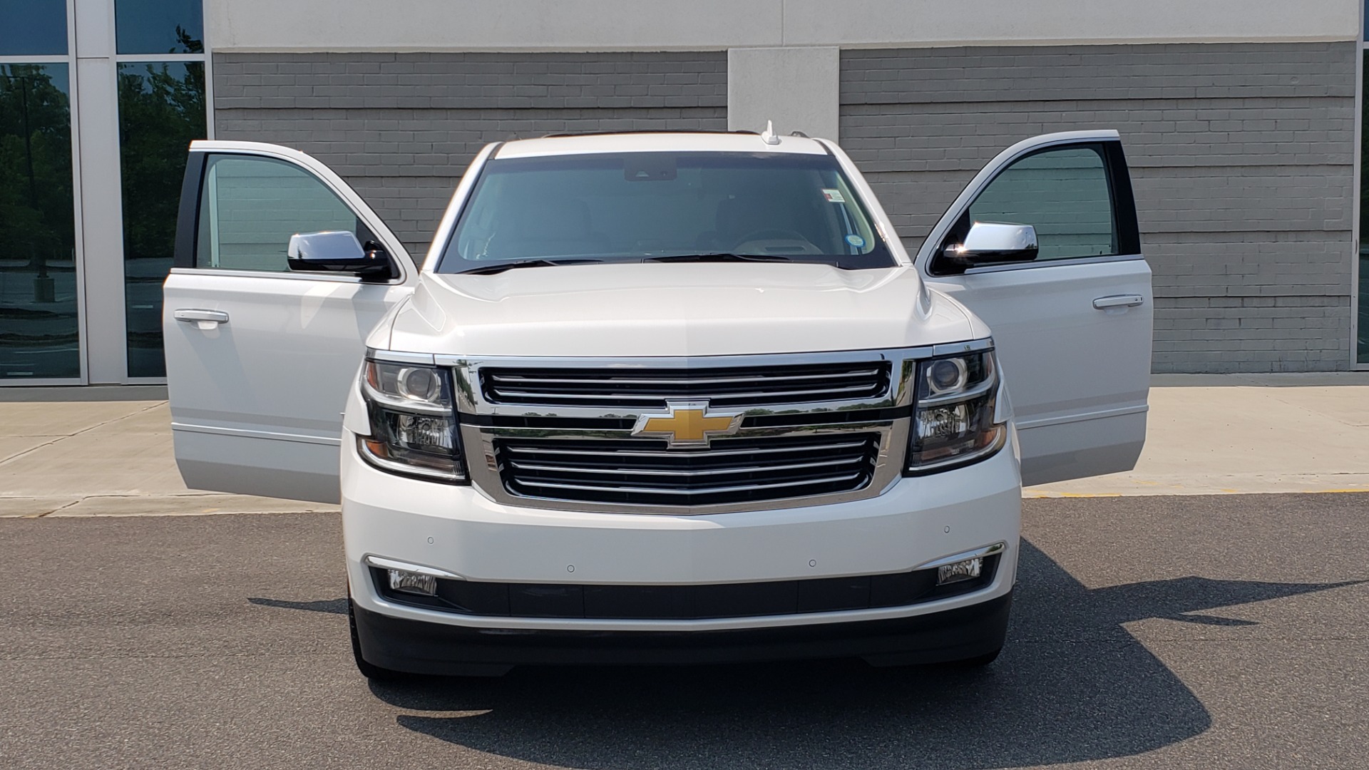 Used 2018 Chevrolet TAHOE PREMIER 4WD / NAV / SUNROOF / BOSE / 3-ROW / HUD / REARVIEW for sale Sold at Formula Imports in Charlotte NC 28227 25