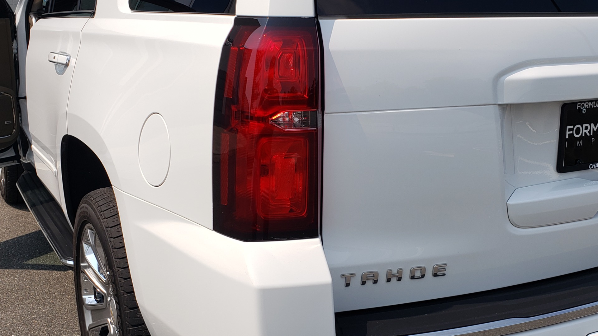 Used 2018 Chevrolet TAHOE PREMIER 4WD / NAV / SUNROOF / BOSE / 3-ROW / HUD / REARVIEW for sale Sold at Formula Imports in Charlotte NC 28227 31