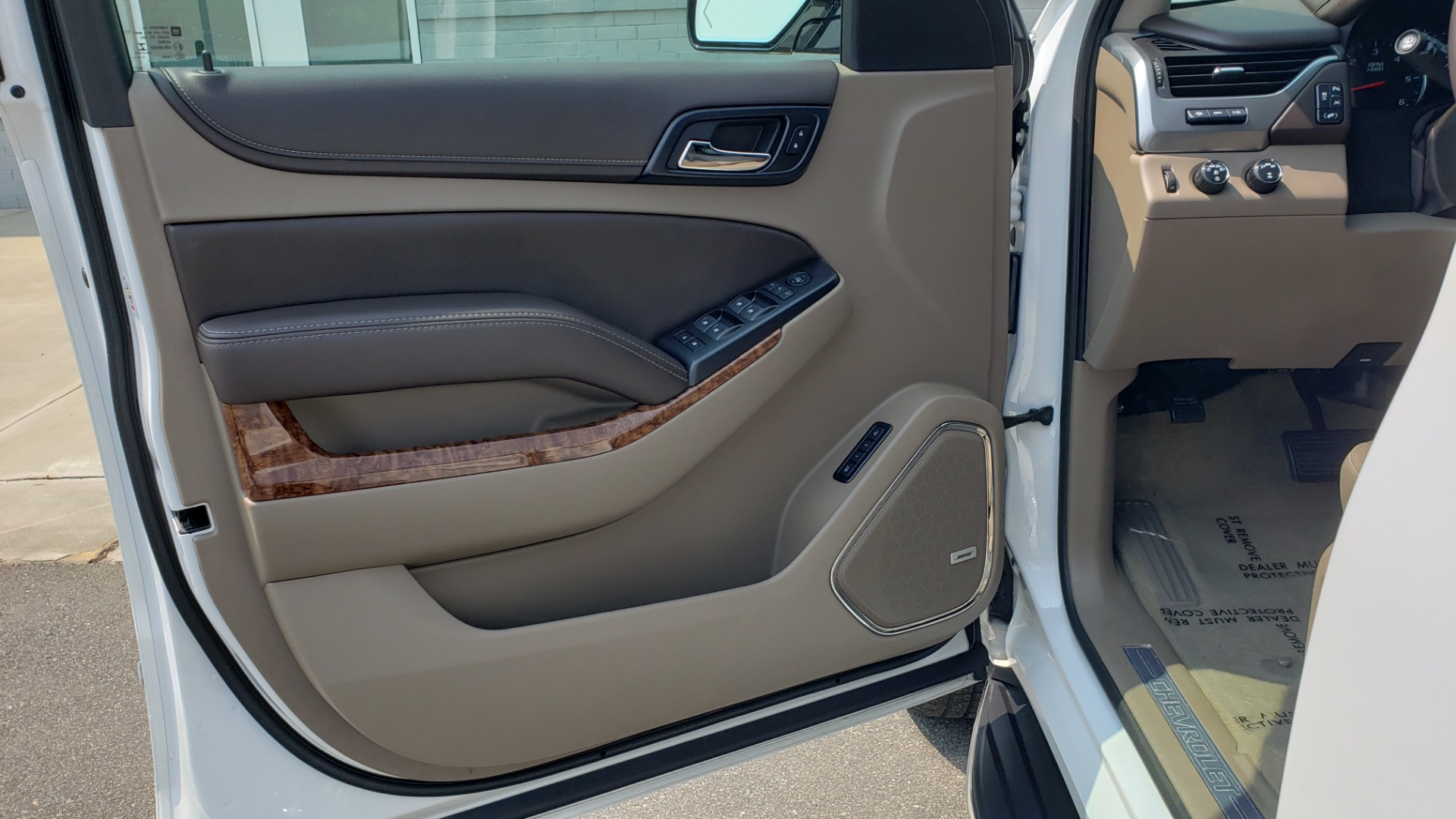 Used 2018 Chevrolet TAHOE PREMIER 4WD / NAV / SUNROOF / BOSE / 3-ROW / HUD / REARVIEW for sale Sold at Formula Imports in Charlotte NC 28227 34