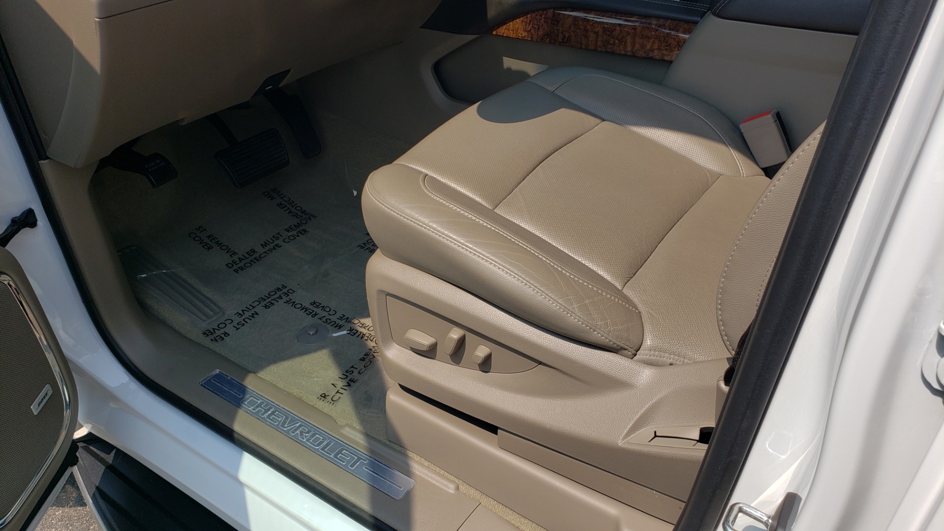 Used 2018 Chevrolet TAHOE PREMIER 4WD / NAV / SUNROOF / BOSE / 3-ROW / HUD / REARVIEW for sale Sold at Formula Imports in Charlotte NC 28227 37